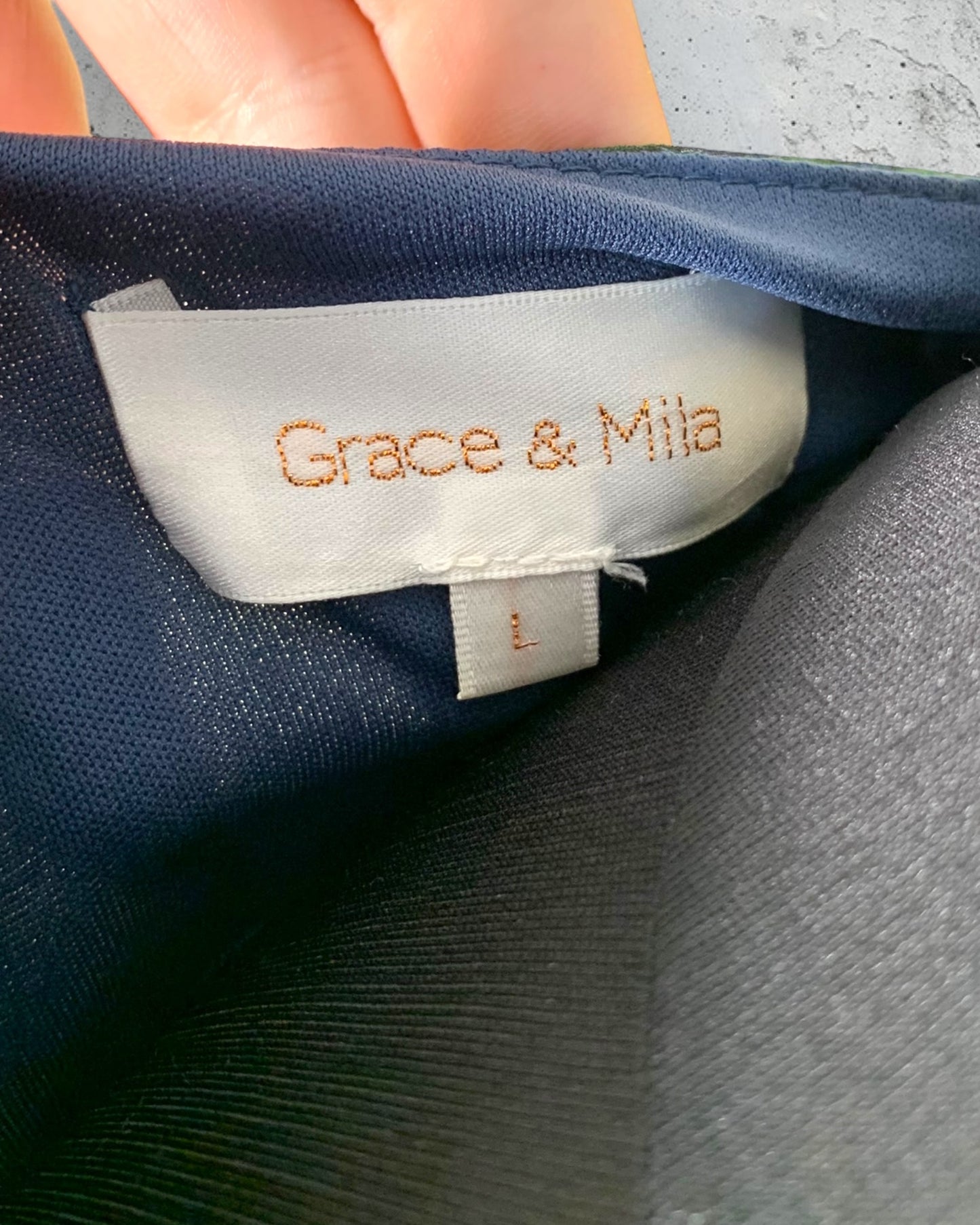 Robe Grace & Mila ( L / 40 / 12 )