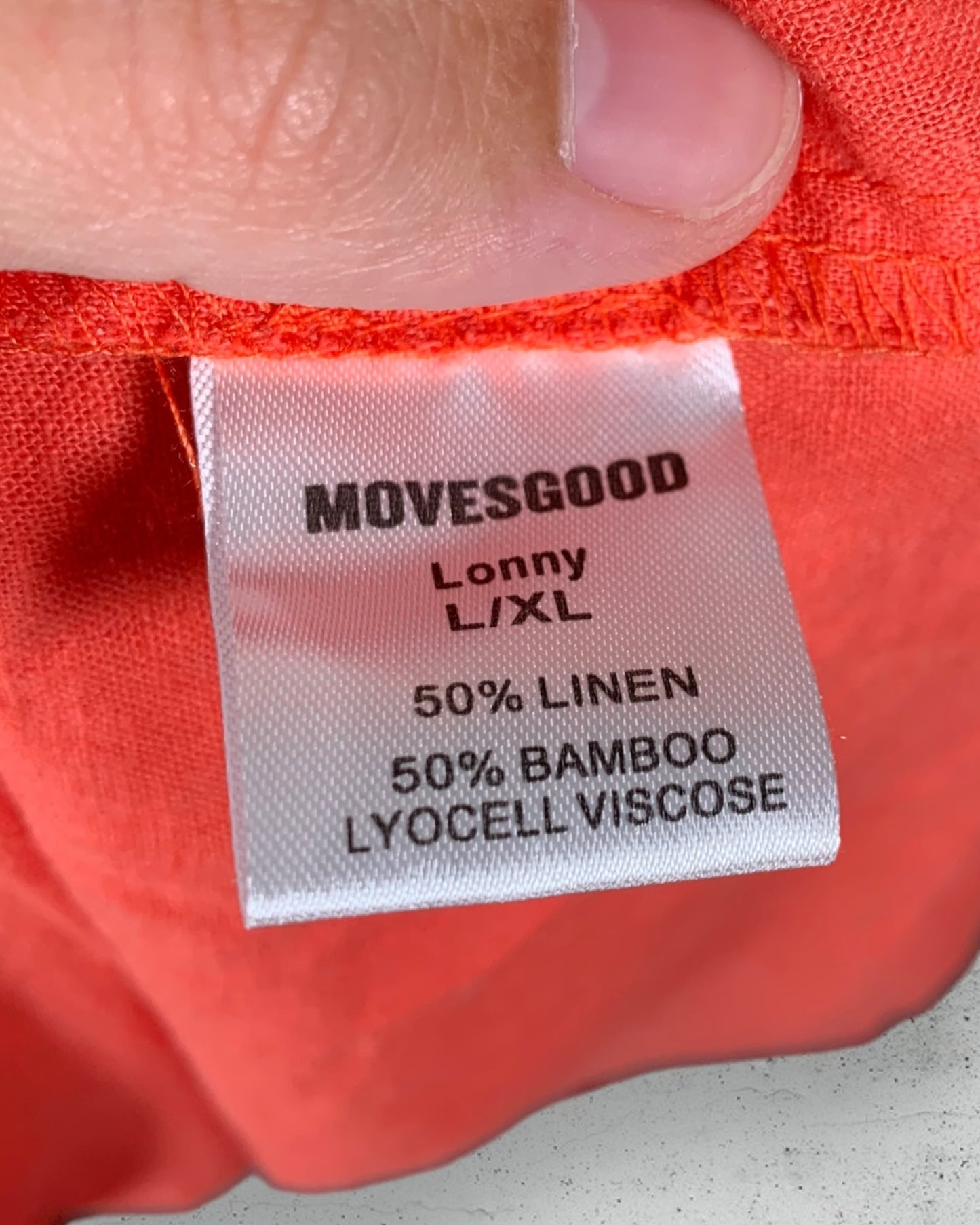 Robe MovesGood ( L / 40 / 12 ) ( XL / 42 / 14 )