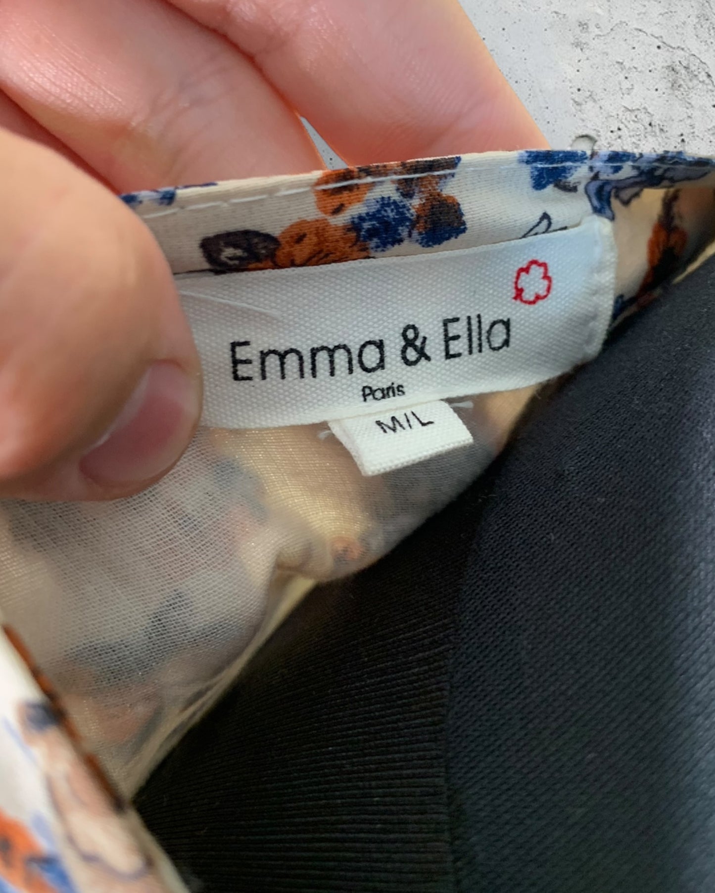 Robe Emma Ella ( M / 38 / 10 ) ( L / 40 / 12 )