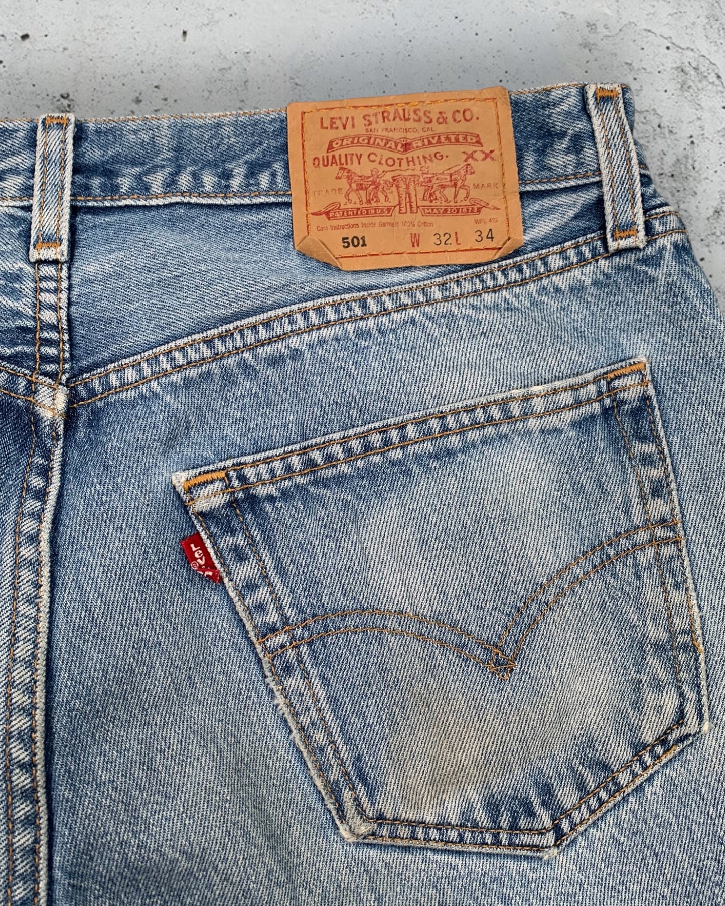 Jean Levi's 501 W32 L34 ( M / US 32 / FR 40 )