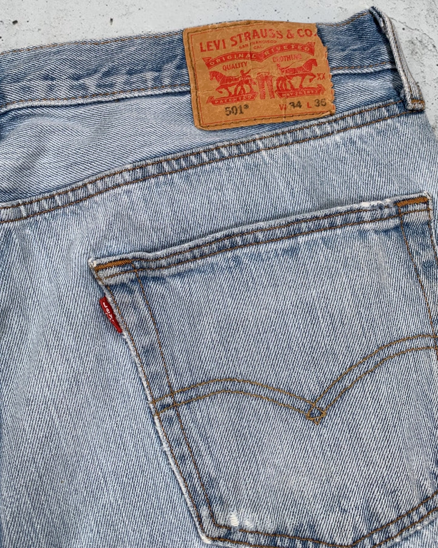 Jean Levi's 501 W34 L36 ( L / US 34 / FR 42-44 )