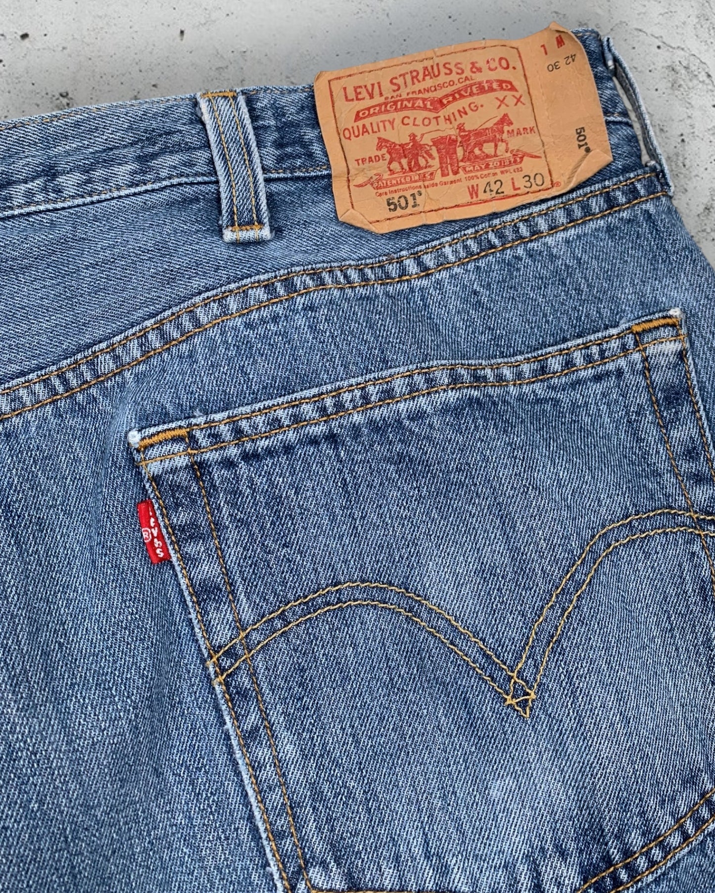 Jean Levi's 501 W42 L30 ( XXL / US 42 / FR 52-54 )