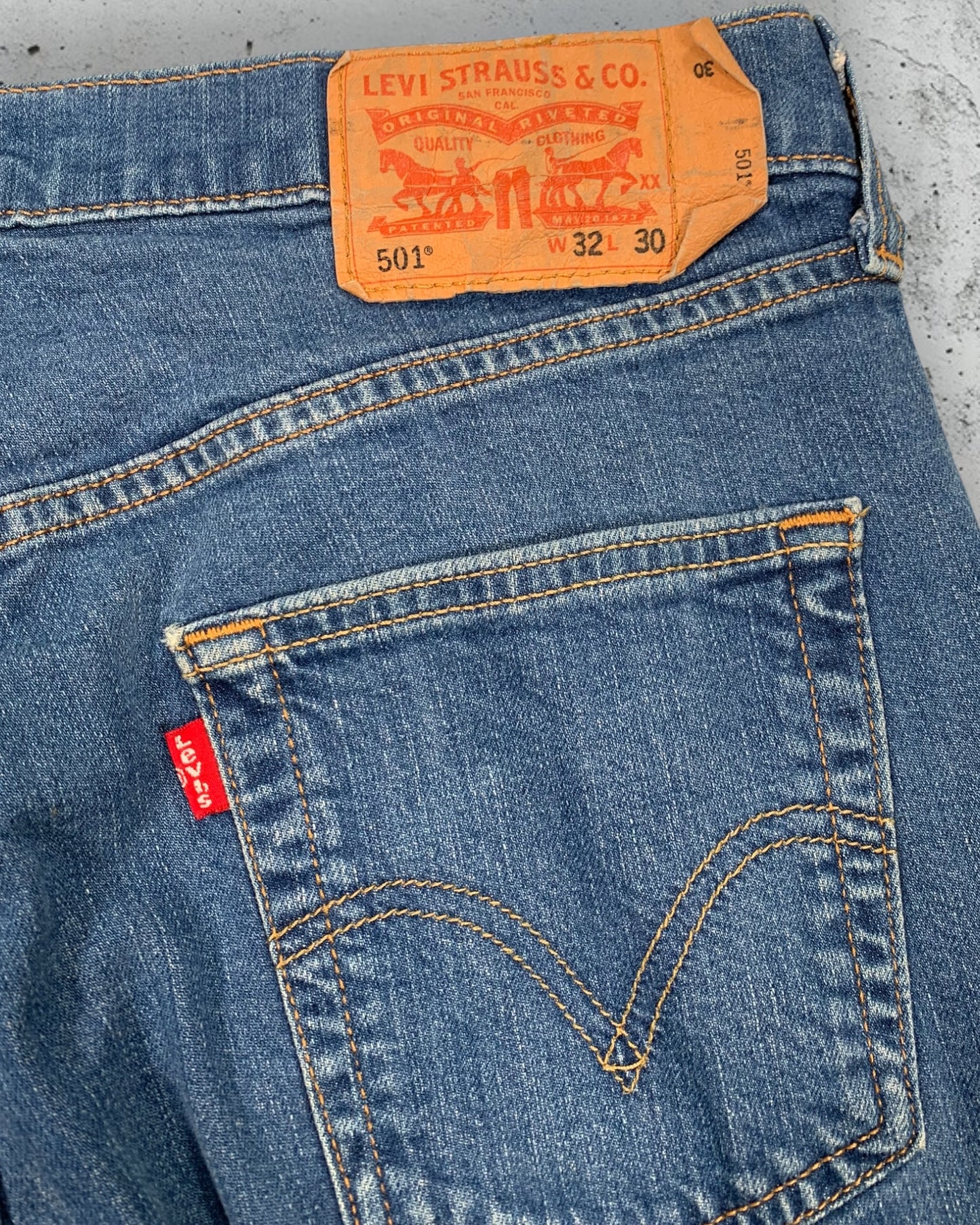 Jean Levi's 501 W32 L30 ( M / US 32 / FR 40 )