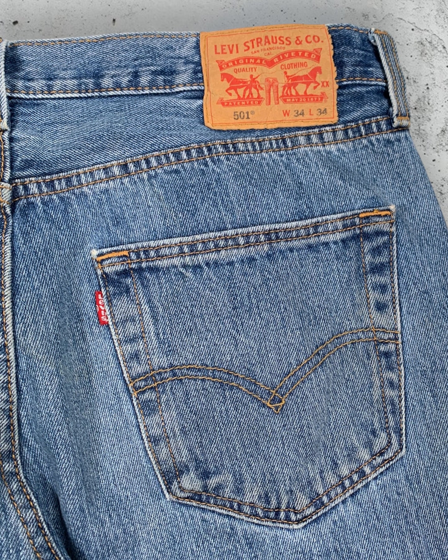 Jean Levi's 501 W34 L34 ( L / US 34 / FR 42-44 )