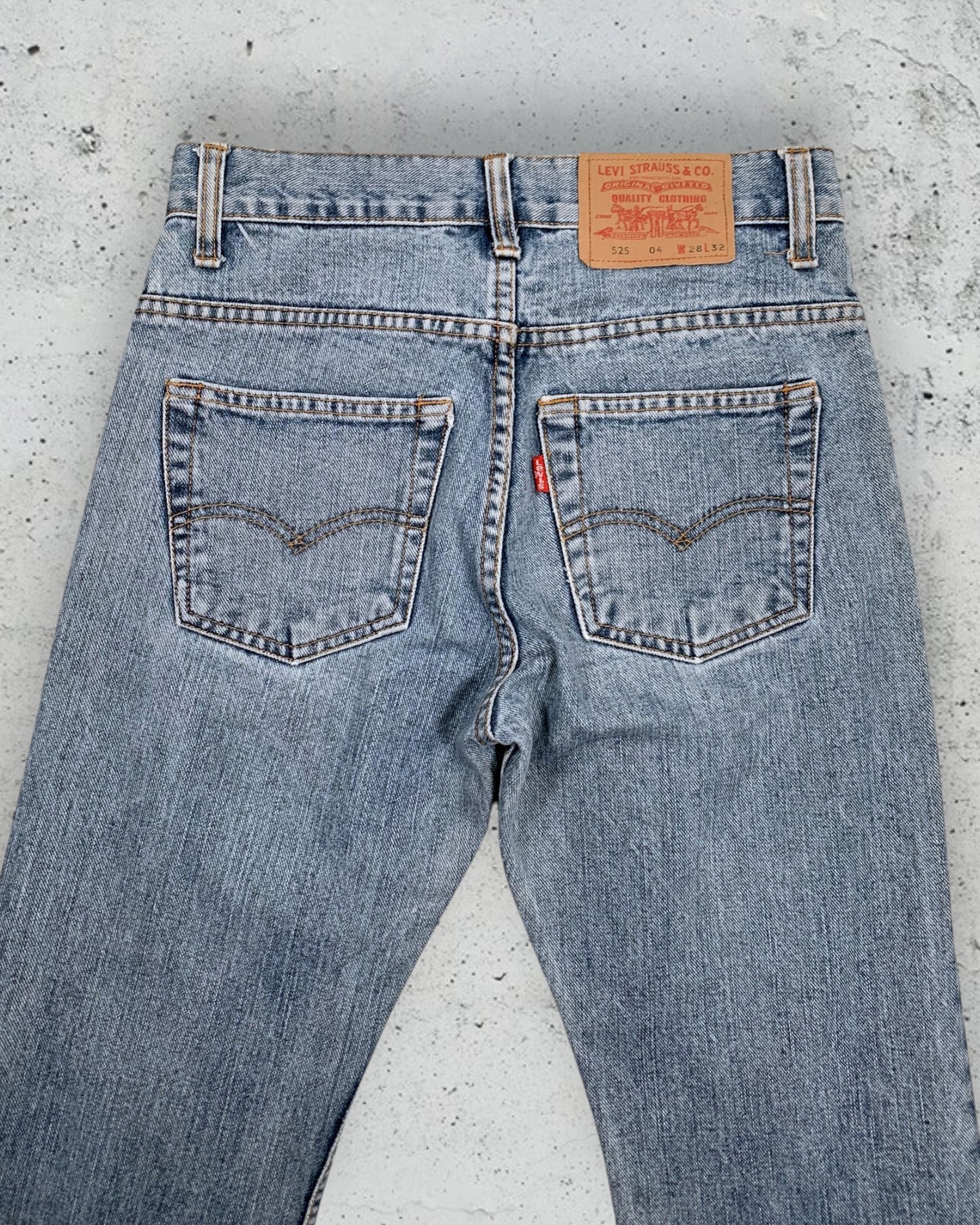 Jean Levi's 525 04 W28 L32 ( S / US 28 / FR 36 )