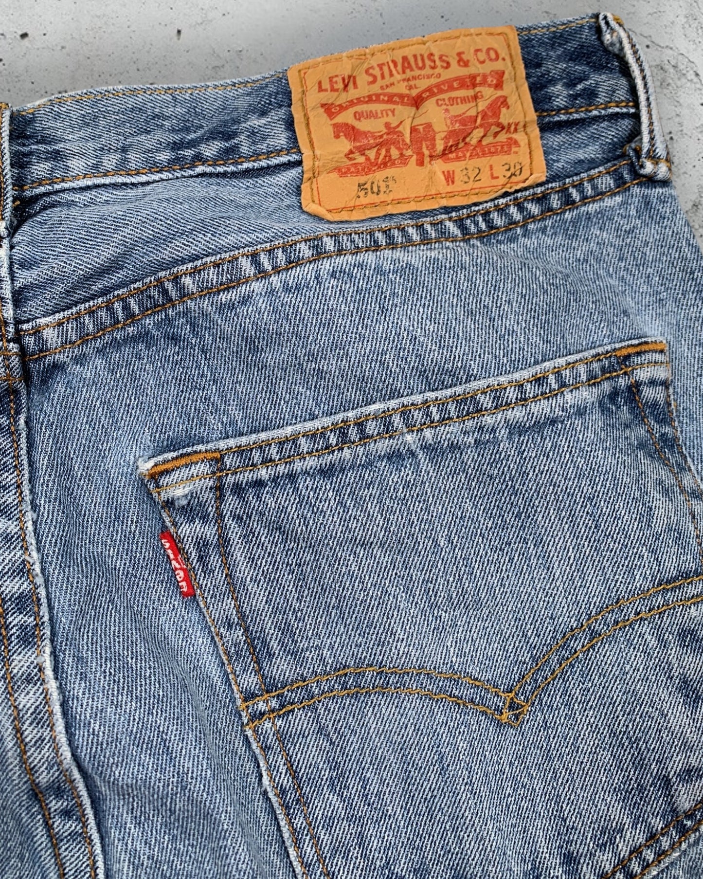 Jean Levi's 501 W32 L30 ( M / US 32 / FR 40 )