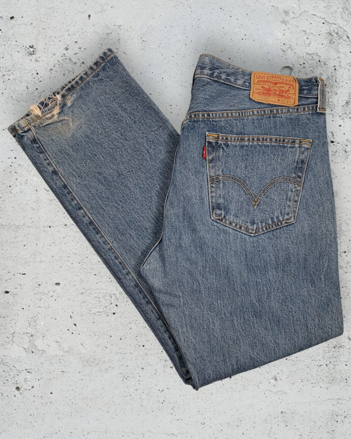 Jean Levi's 501 W36 L30 ( L / US 36 / FR 44-46 )