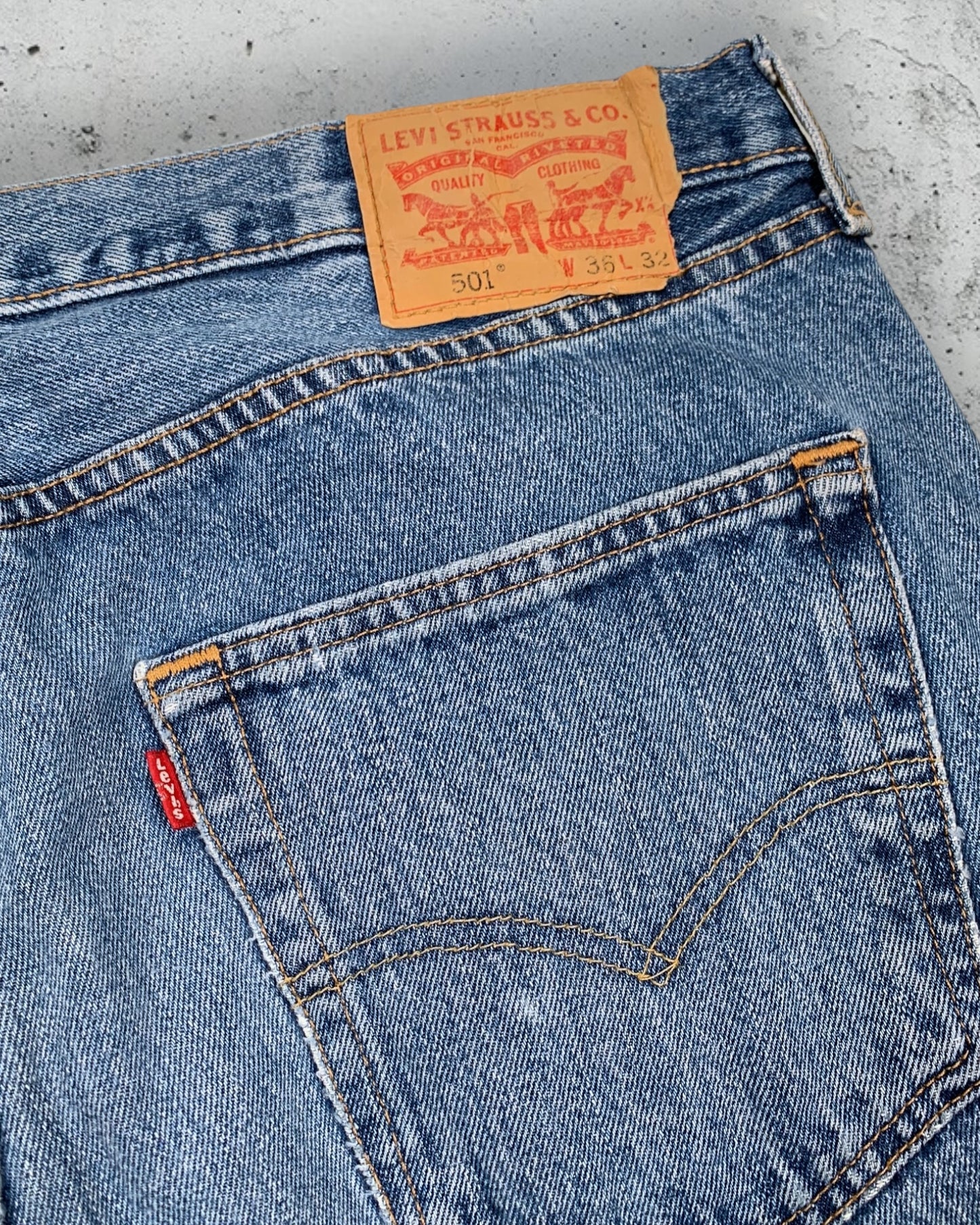 Jean Levi's 501 W36 L32 ( L / US 36 / FR 44-46 )