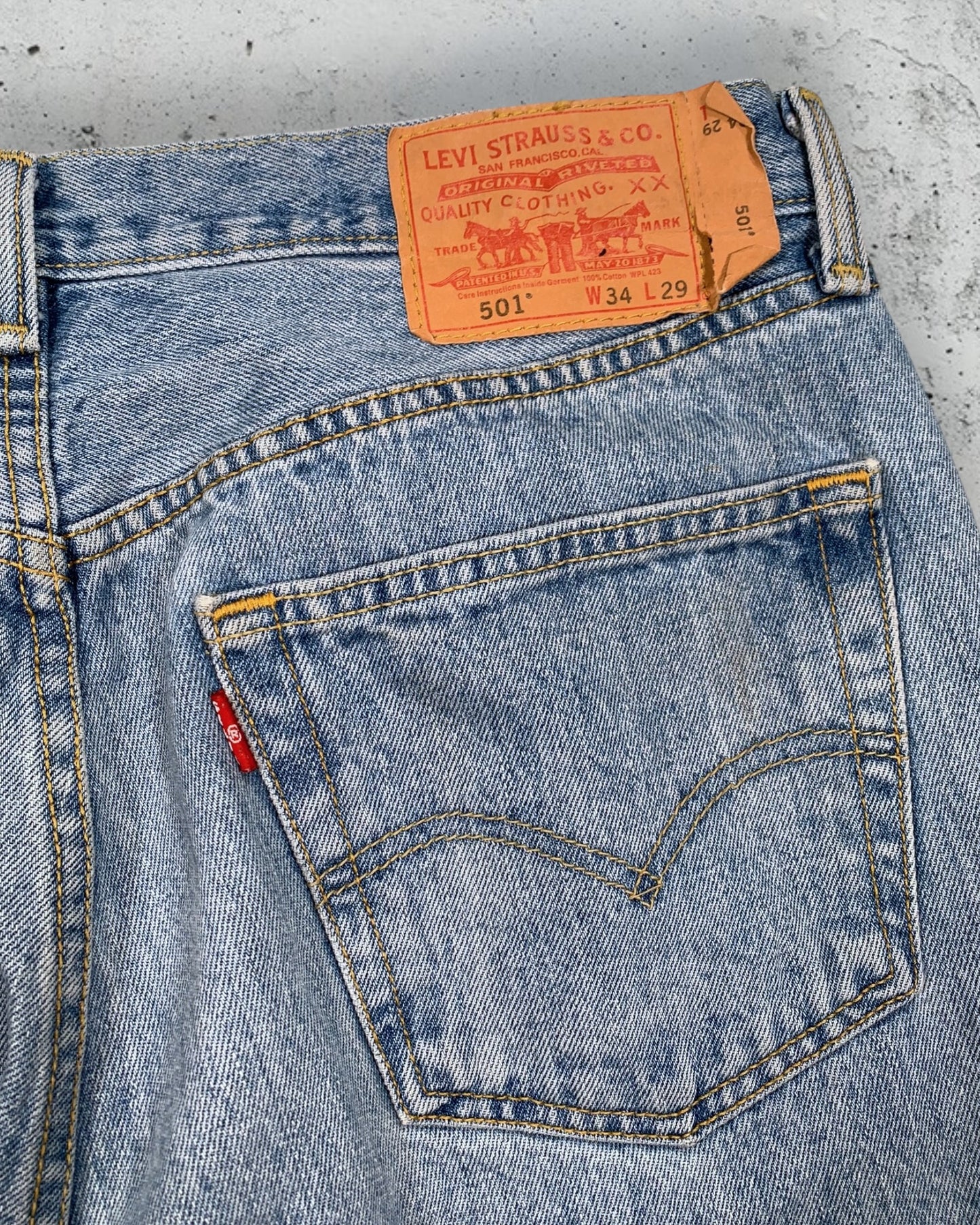 Jean Levi's 501 W34 L29 ( L / US 34 / FR 42-44 )