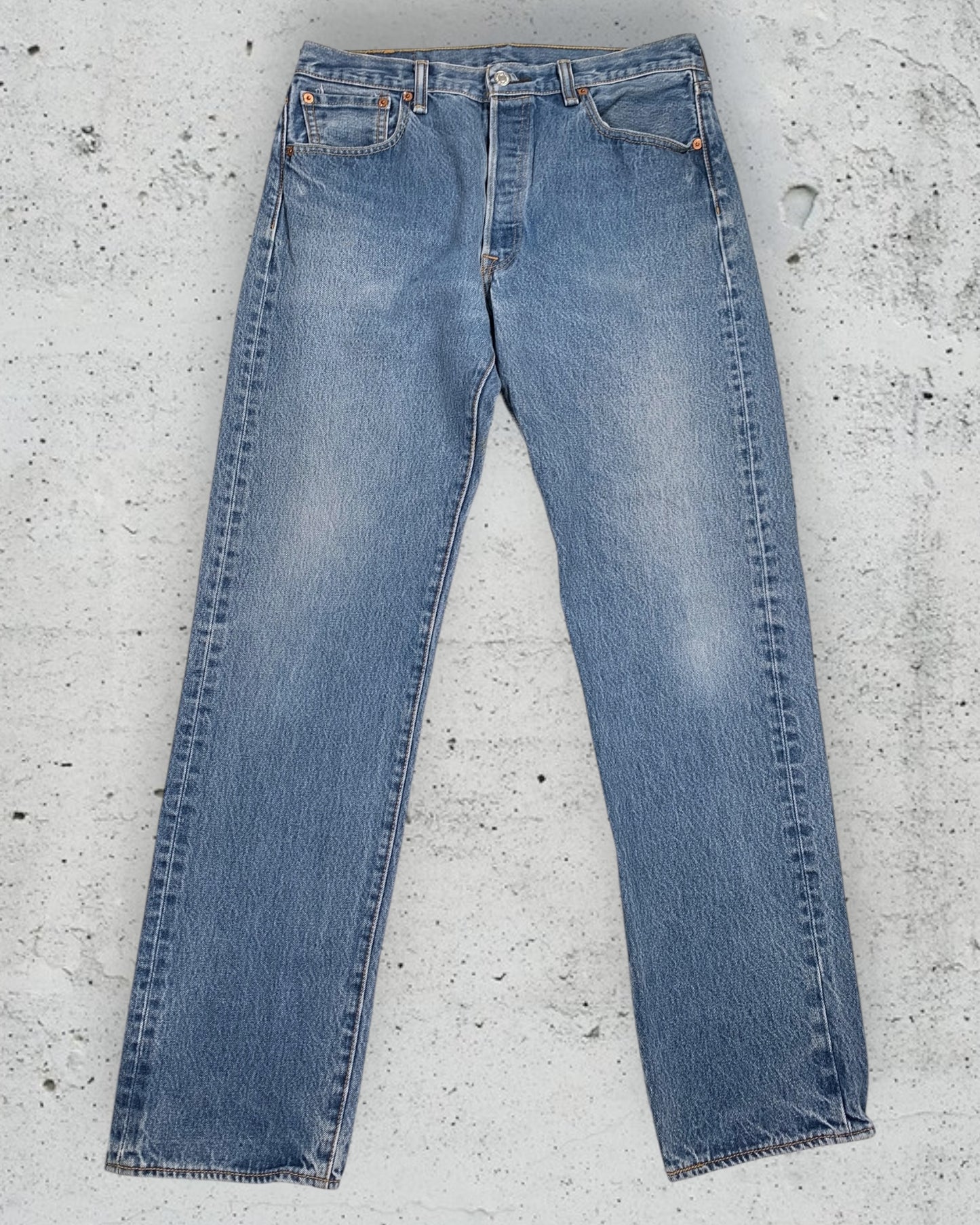 Jean Levi's 501 W35 L36 ( L / US 35 / FR 44 )