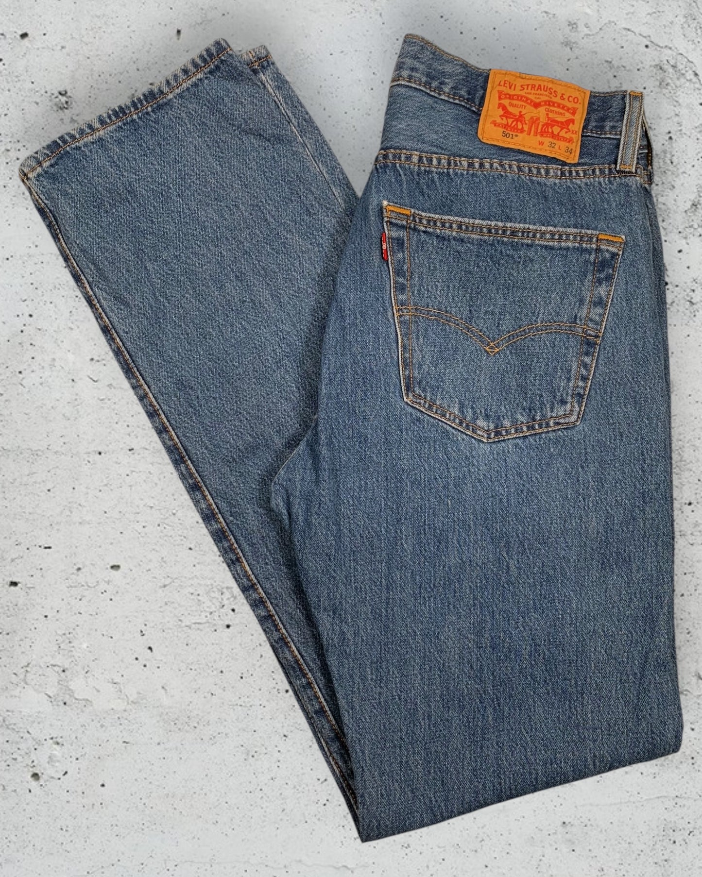 Jean Levi's 501 W32 L34 ( M / US 32 / FR 40 )