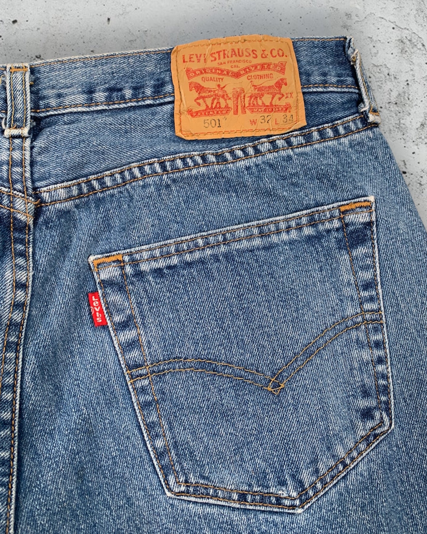 Jean Levi's 501 W32 L34 ( M / US 32 / FR 40 )