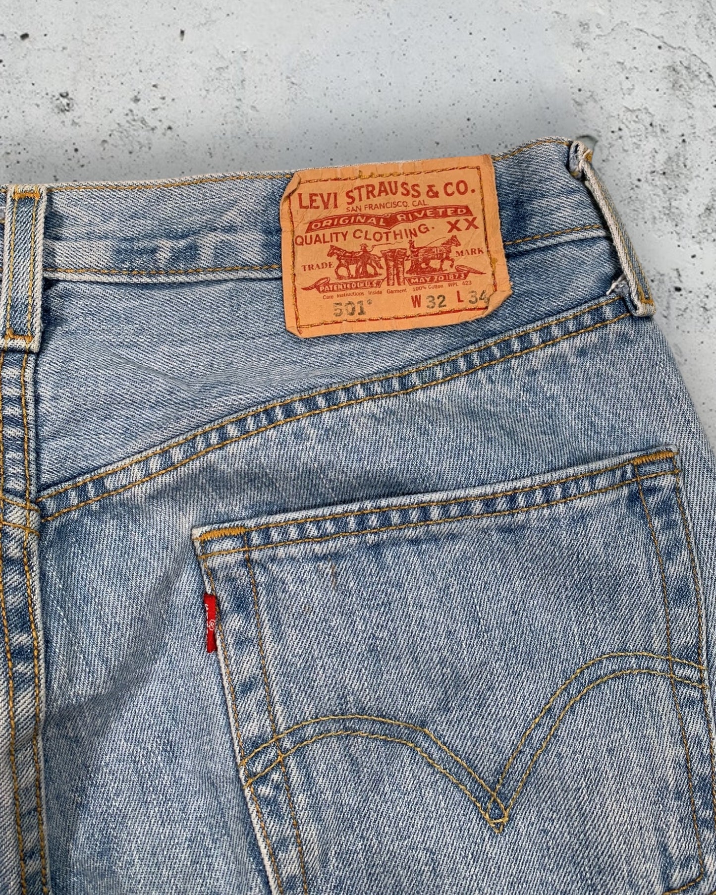 Jean Levi's 501 W32 L34 ( M / US 32 / FR 40 )