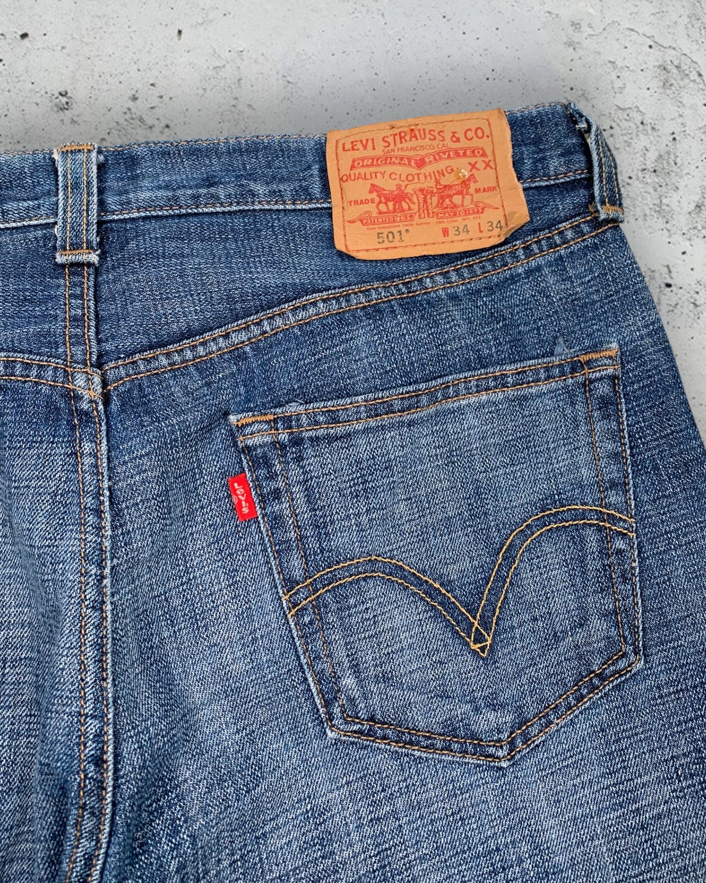 Jean Levi's 501 W34 L34 ( L / US 34 / FR 42-44 )