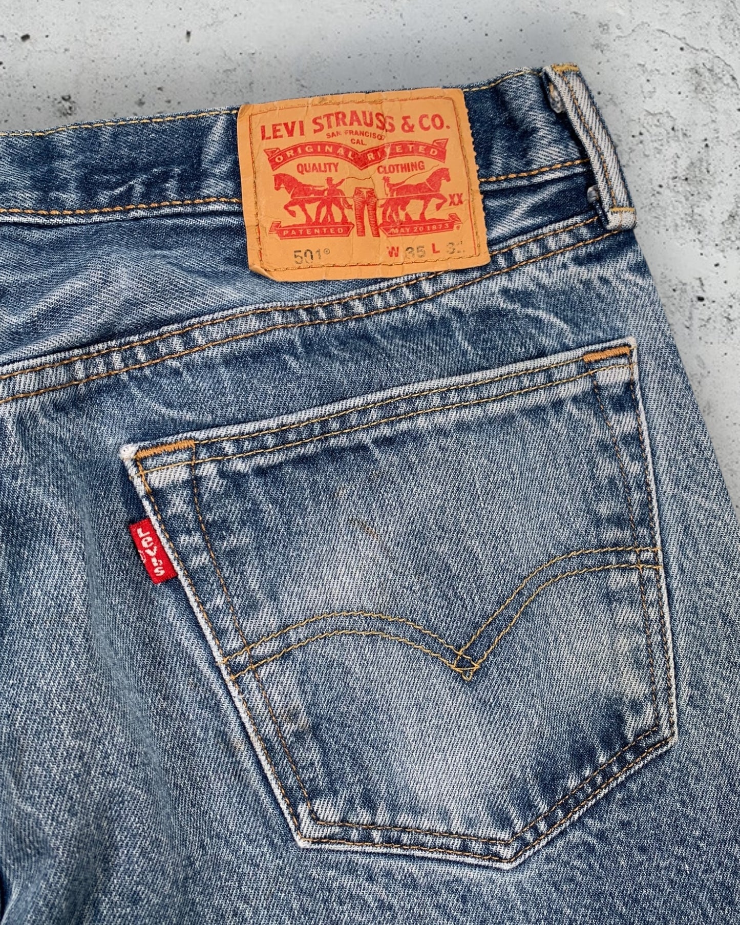 Jean Levi's 501 W35 L31 ( L / US 35 / FR 44 )