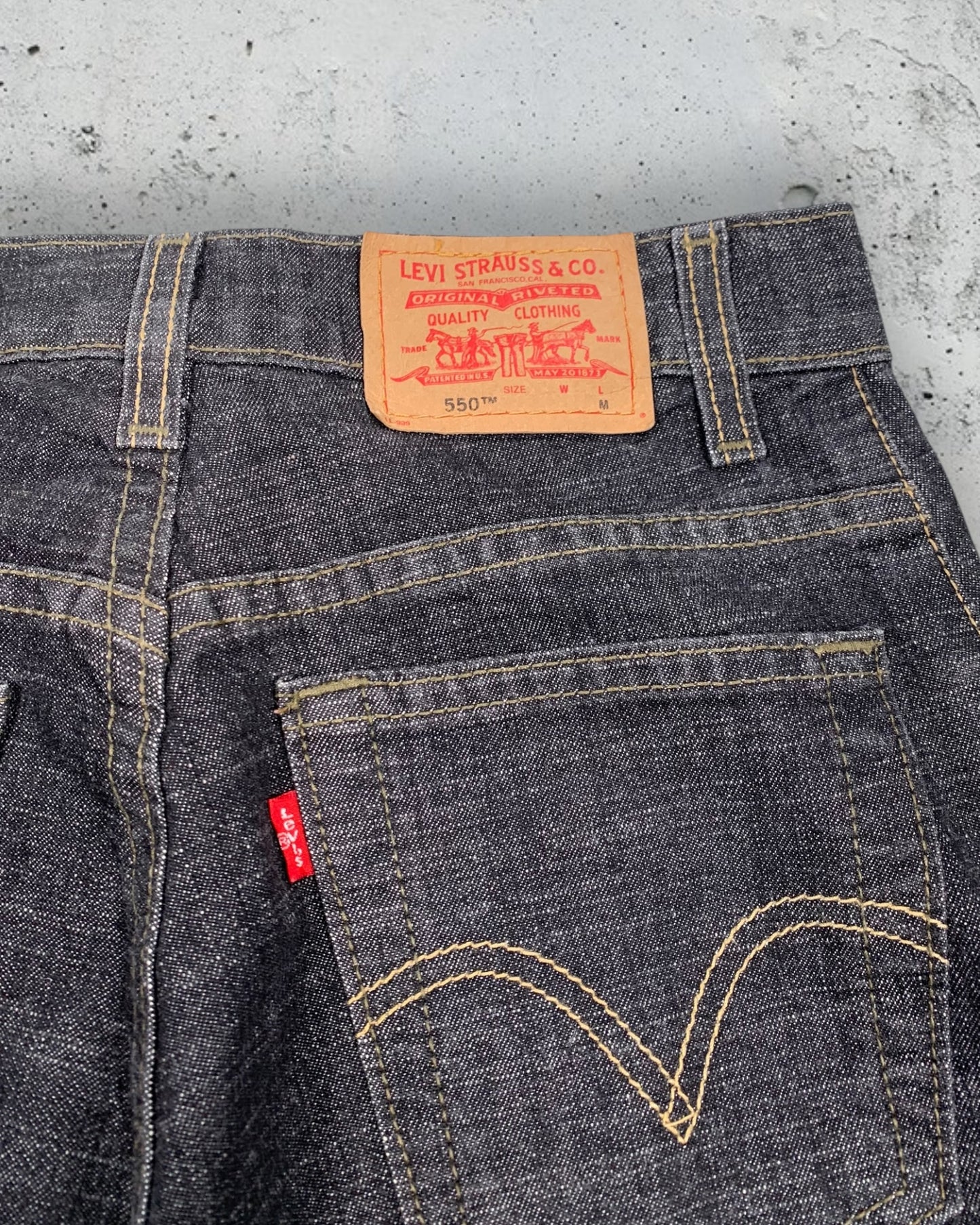 Jean Levi's 550 ( M / US 32 / FR 40 ) ( M / US 33 / FR 42 )