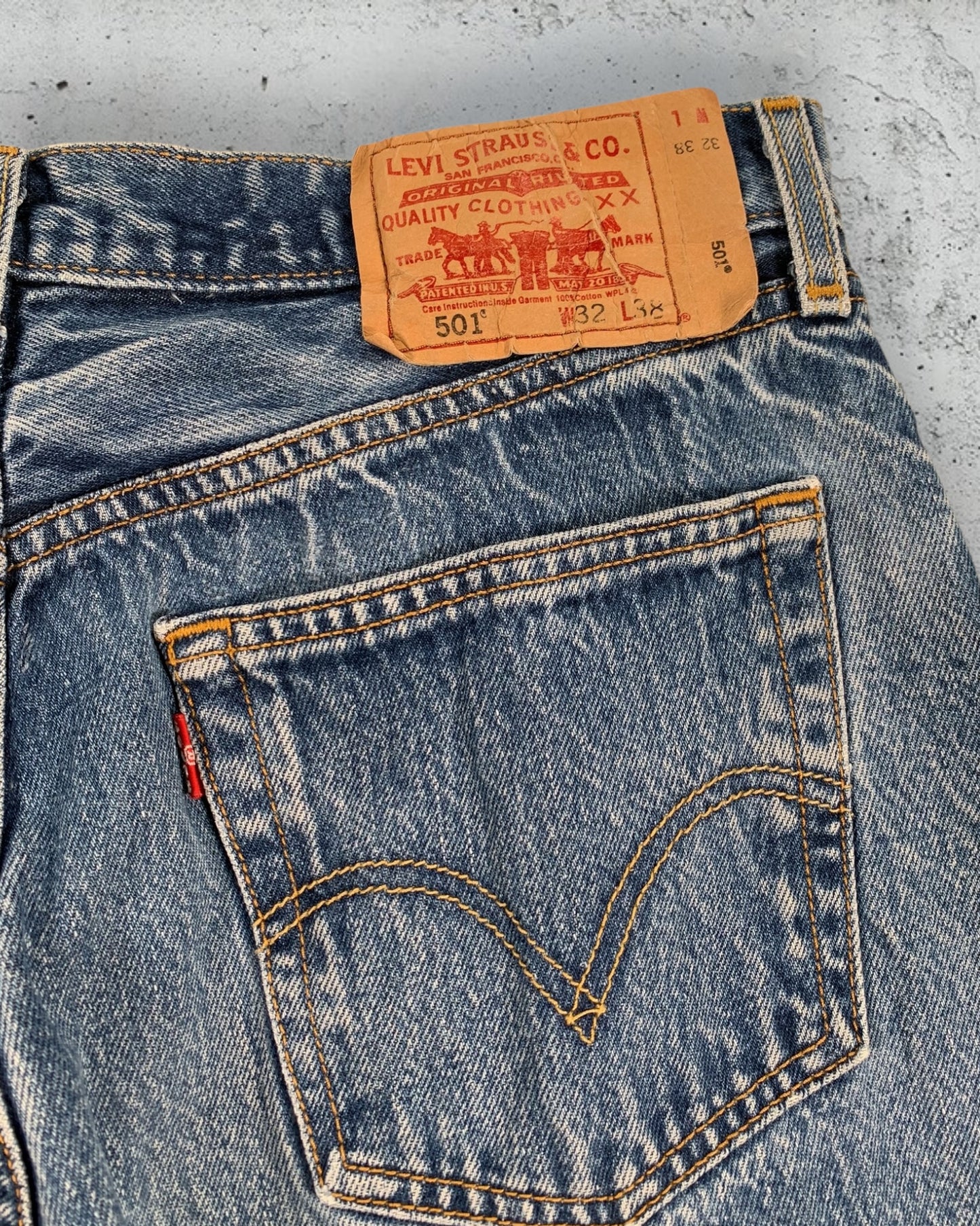 Jean Levi's 501 W32 L38 ( M / US 32 / FR 40 )