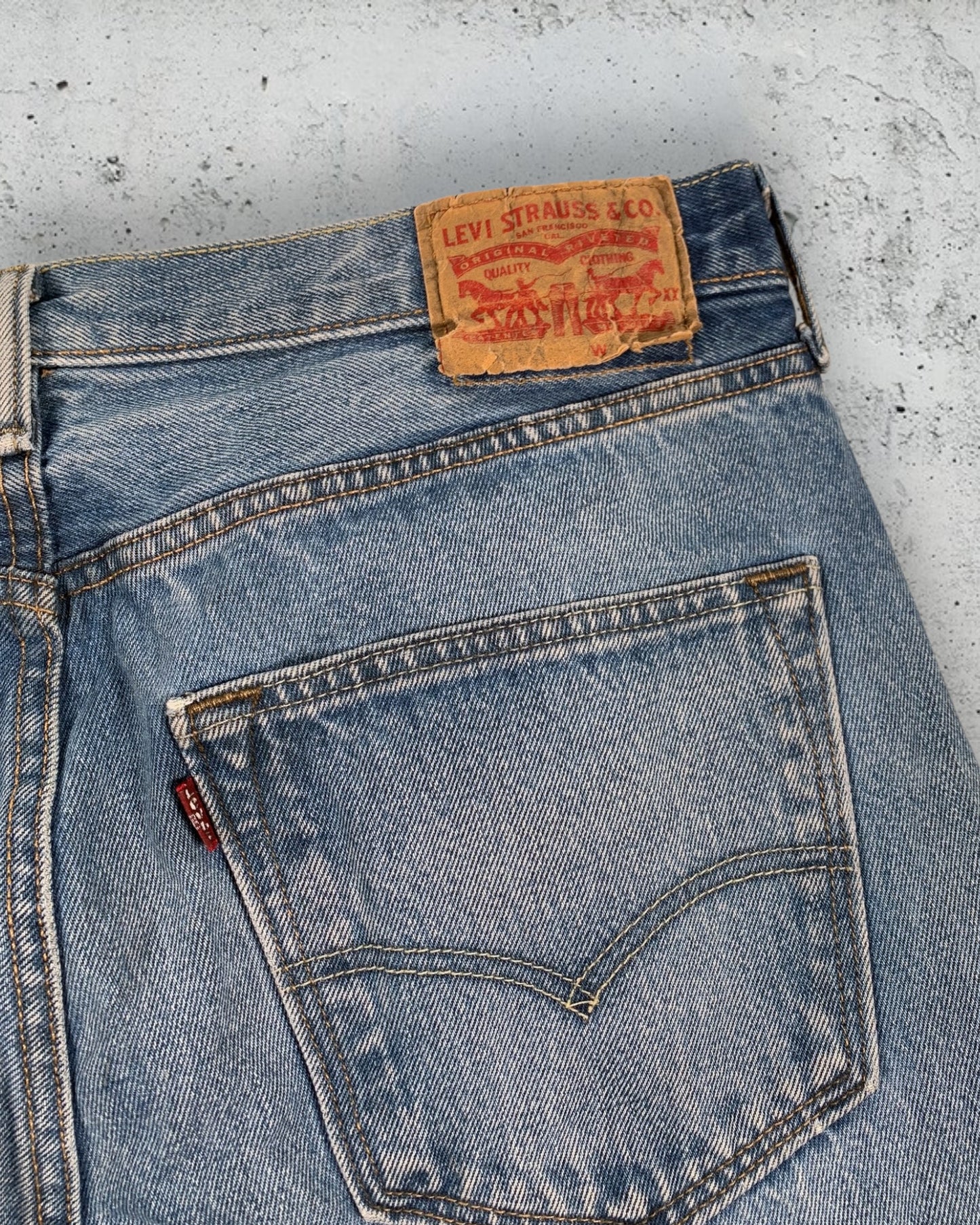 Jean Levi's 501 W35 L30 ( L / US 35 / FR 44 )