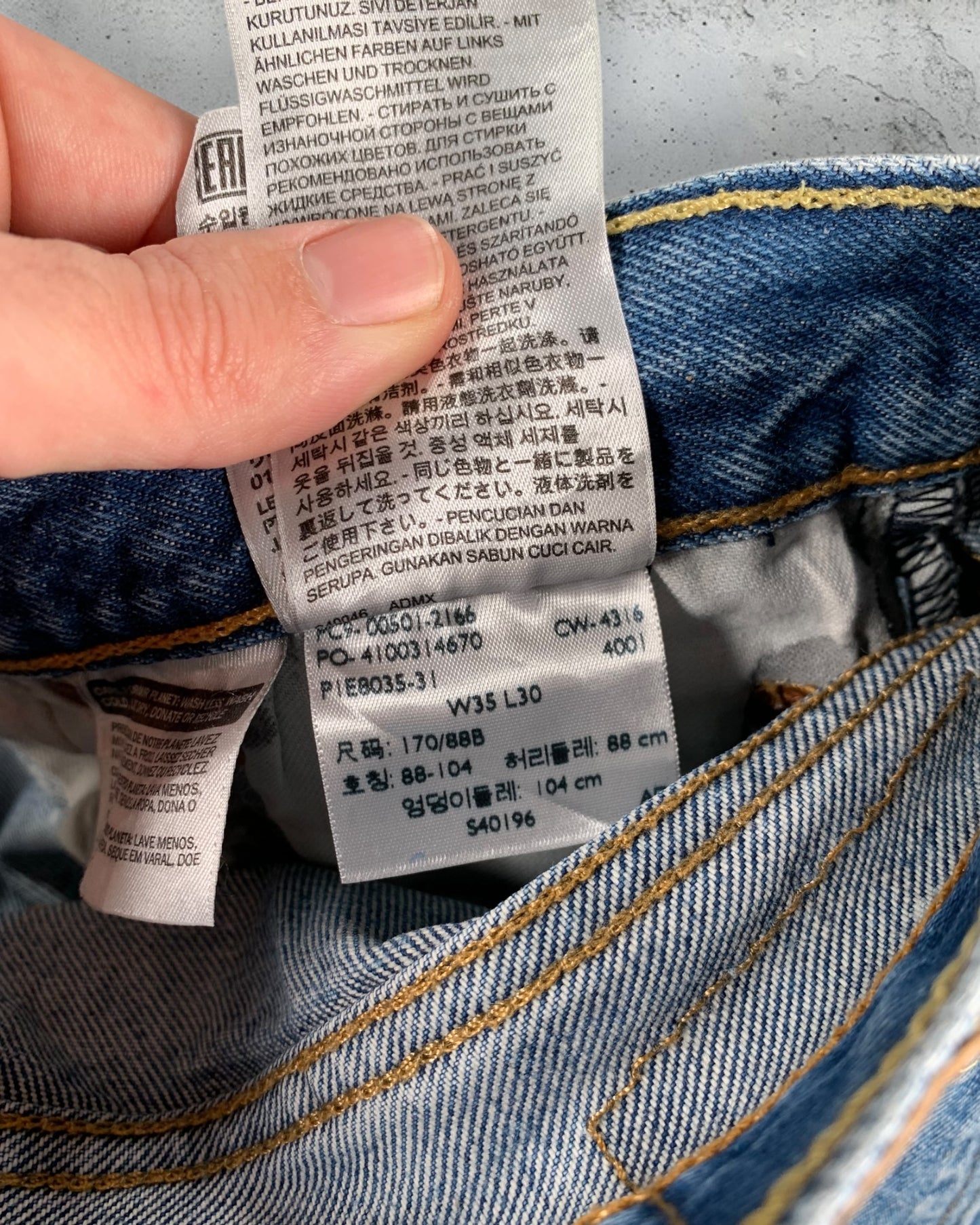 Jean Levi's 501 W35 L30 ( L / US 35 / FR 44 )