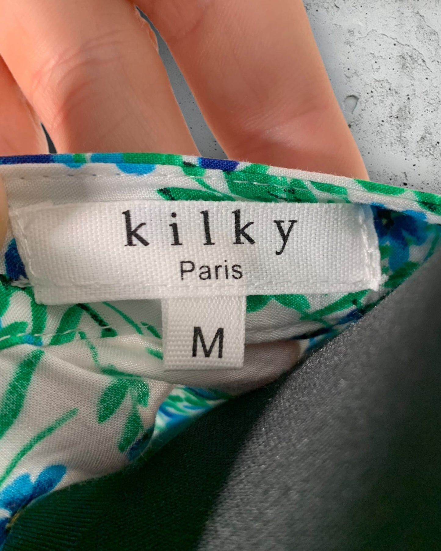 Robe Kilky ( M / 38 / 10 )