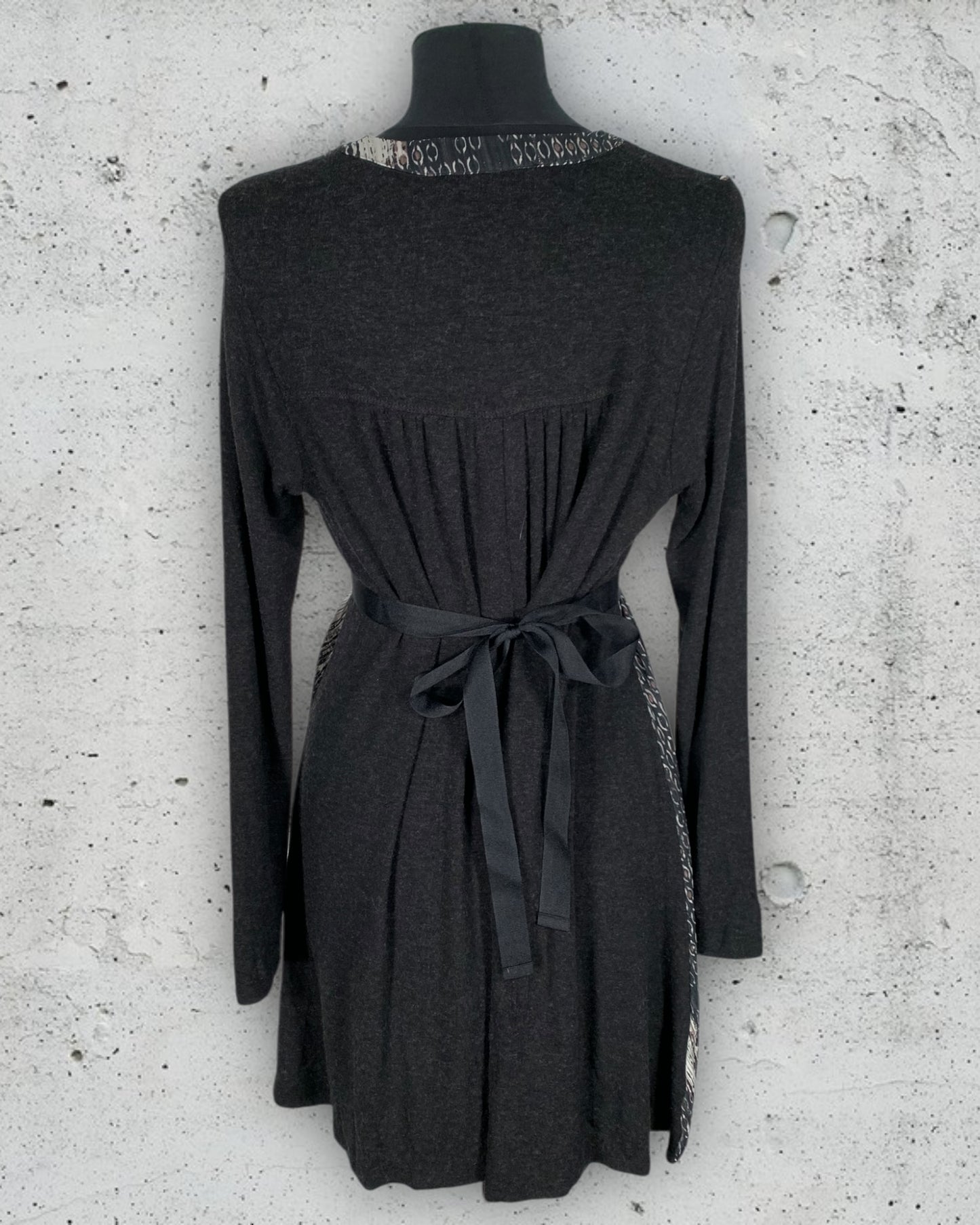 Robe Lauren Vidal ( L / 40 / 12 ) ( XL / 42 / 14 )