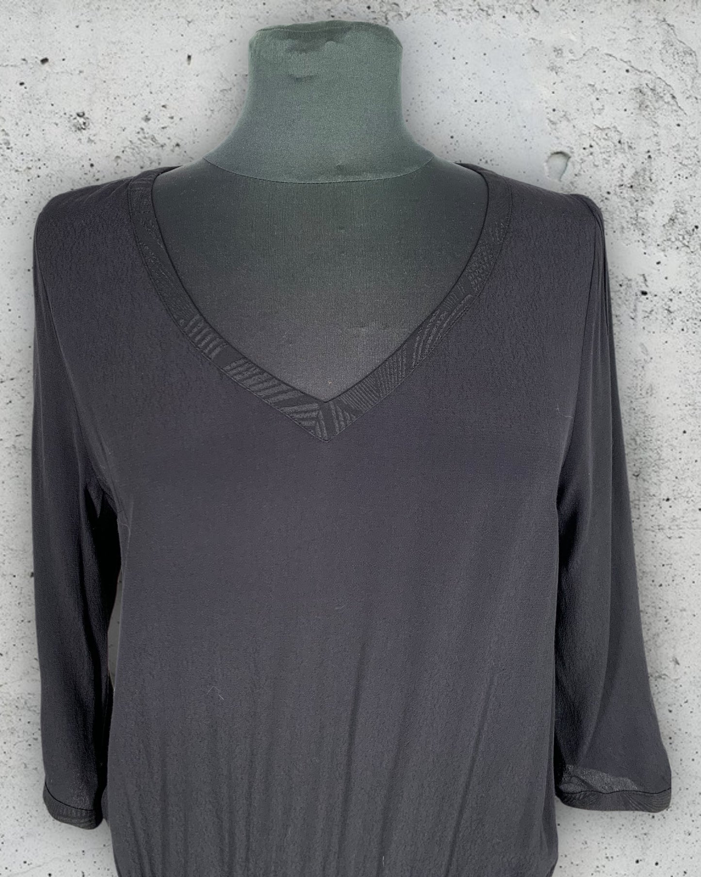 Robe Berenice "LEILA" ( L / 40 / 12 )