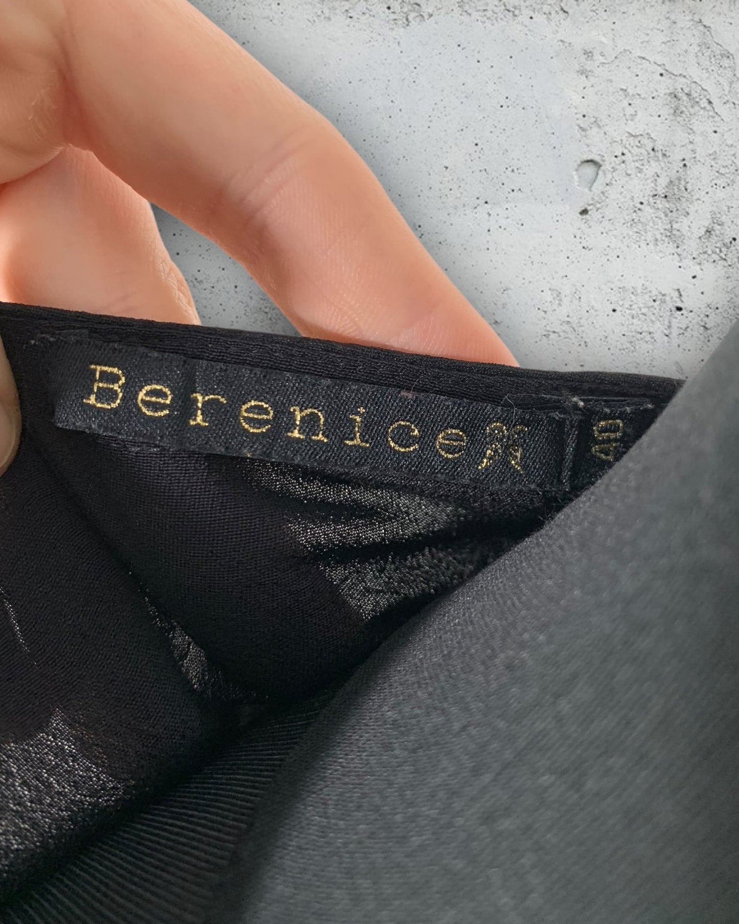 Robe Berenice "LEILA" ( L / 40 / 12 )