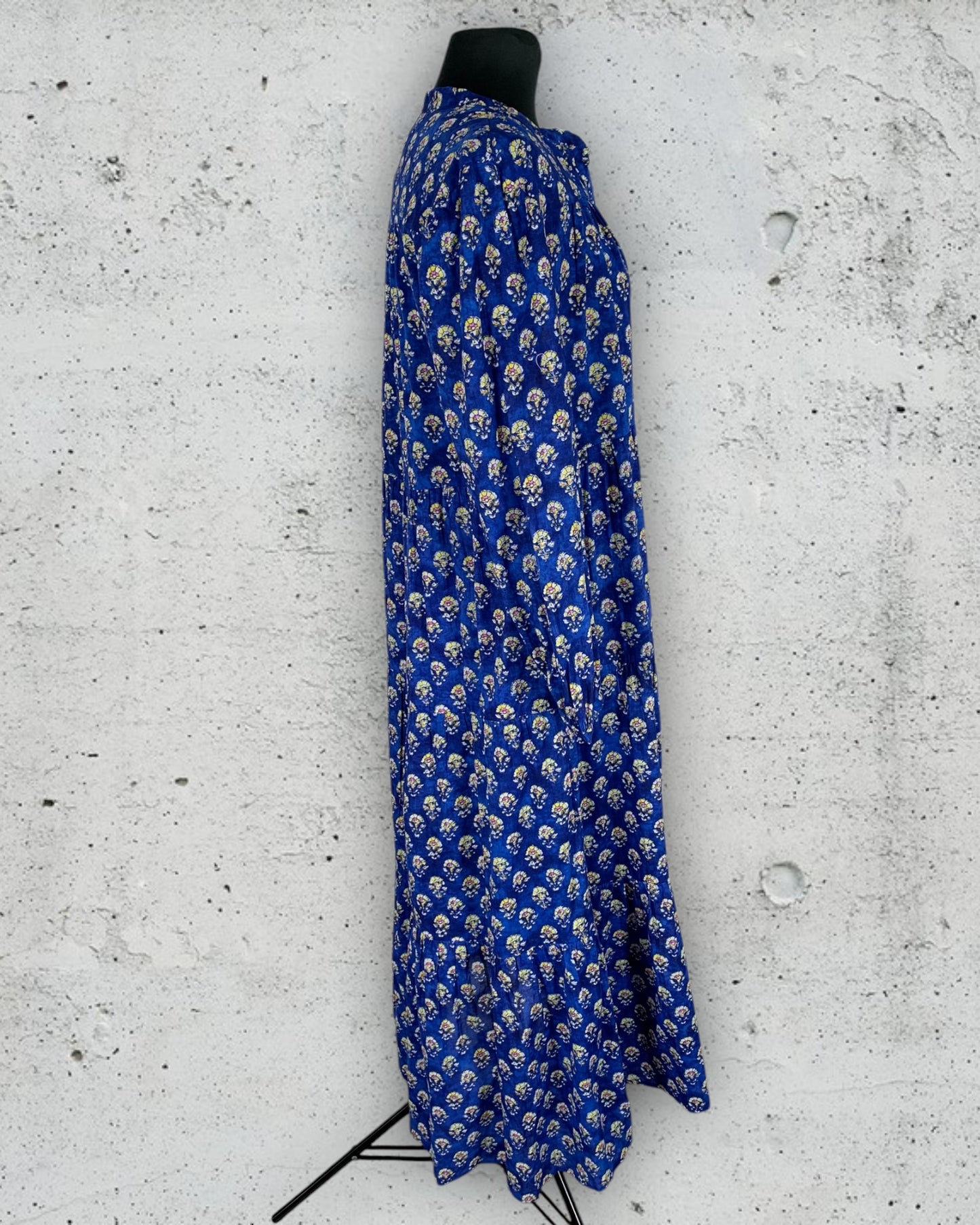 Robe GOA ( L / 40 / 12 )