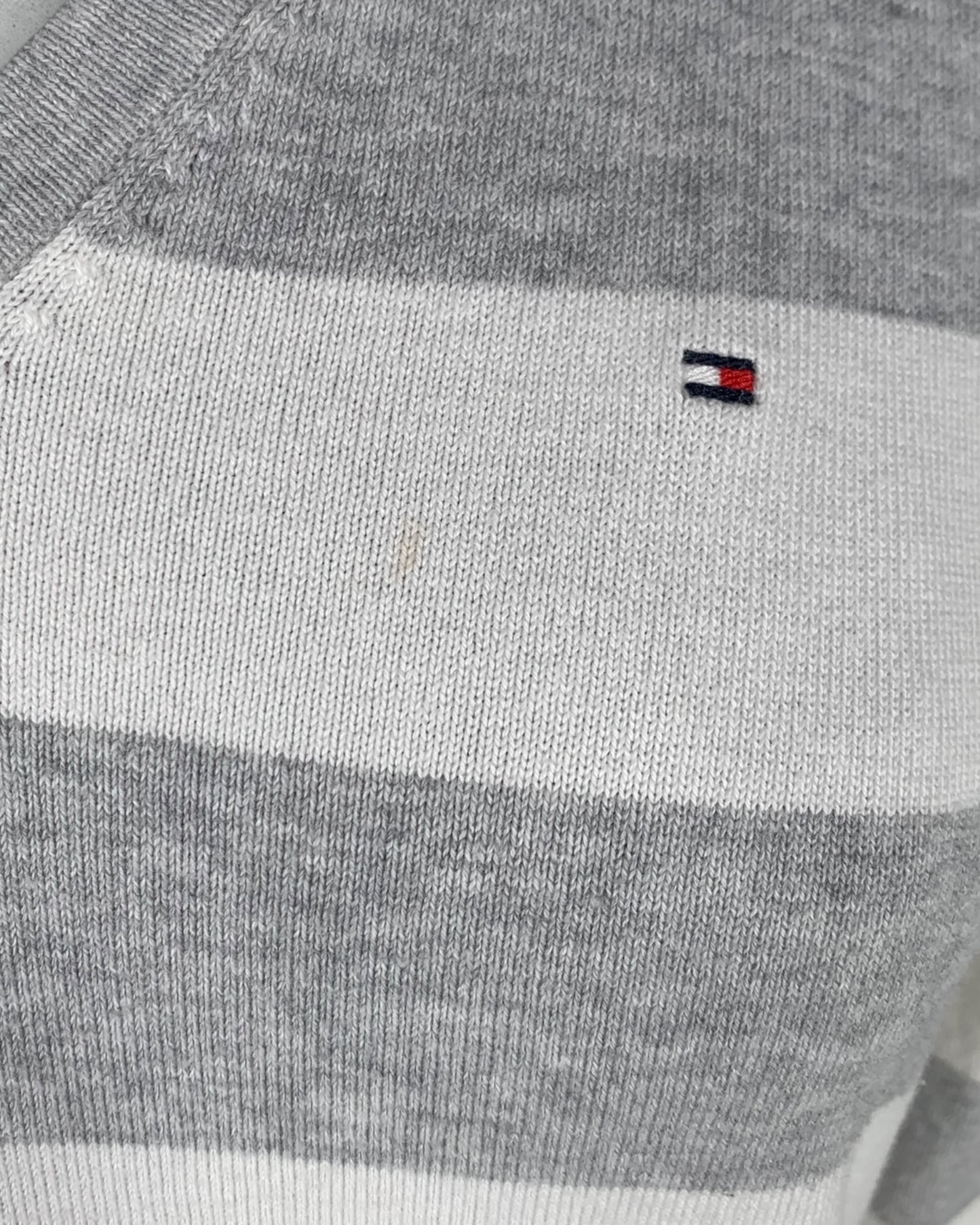 Pull Col V Tommy Hilfiger ( M / 38 / 10 )