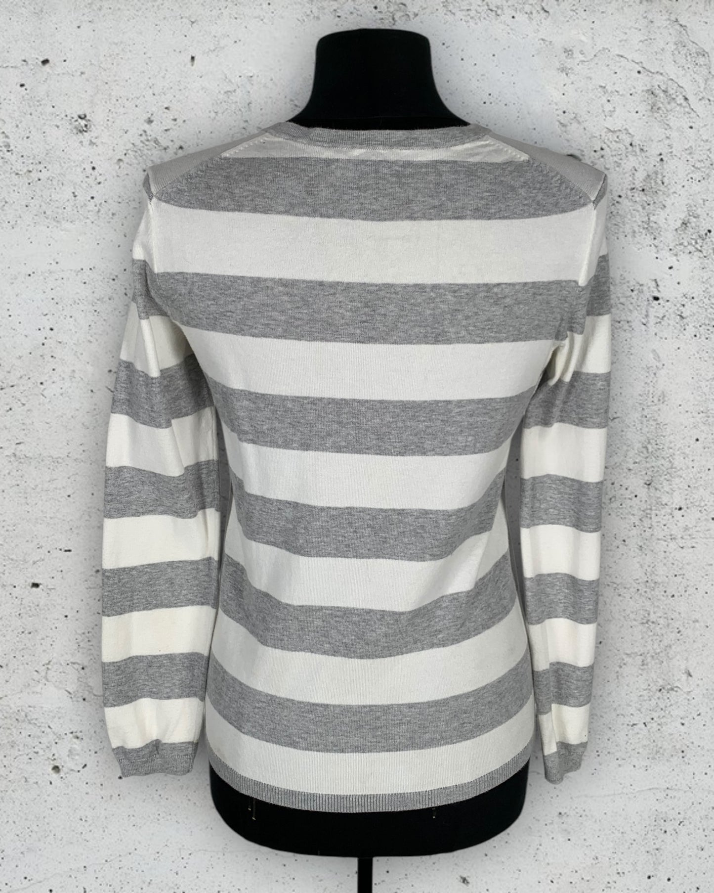 Pull Col V Tommy Hilfiger ( M / 38 / 10 )