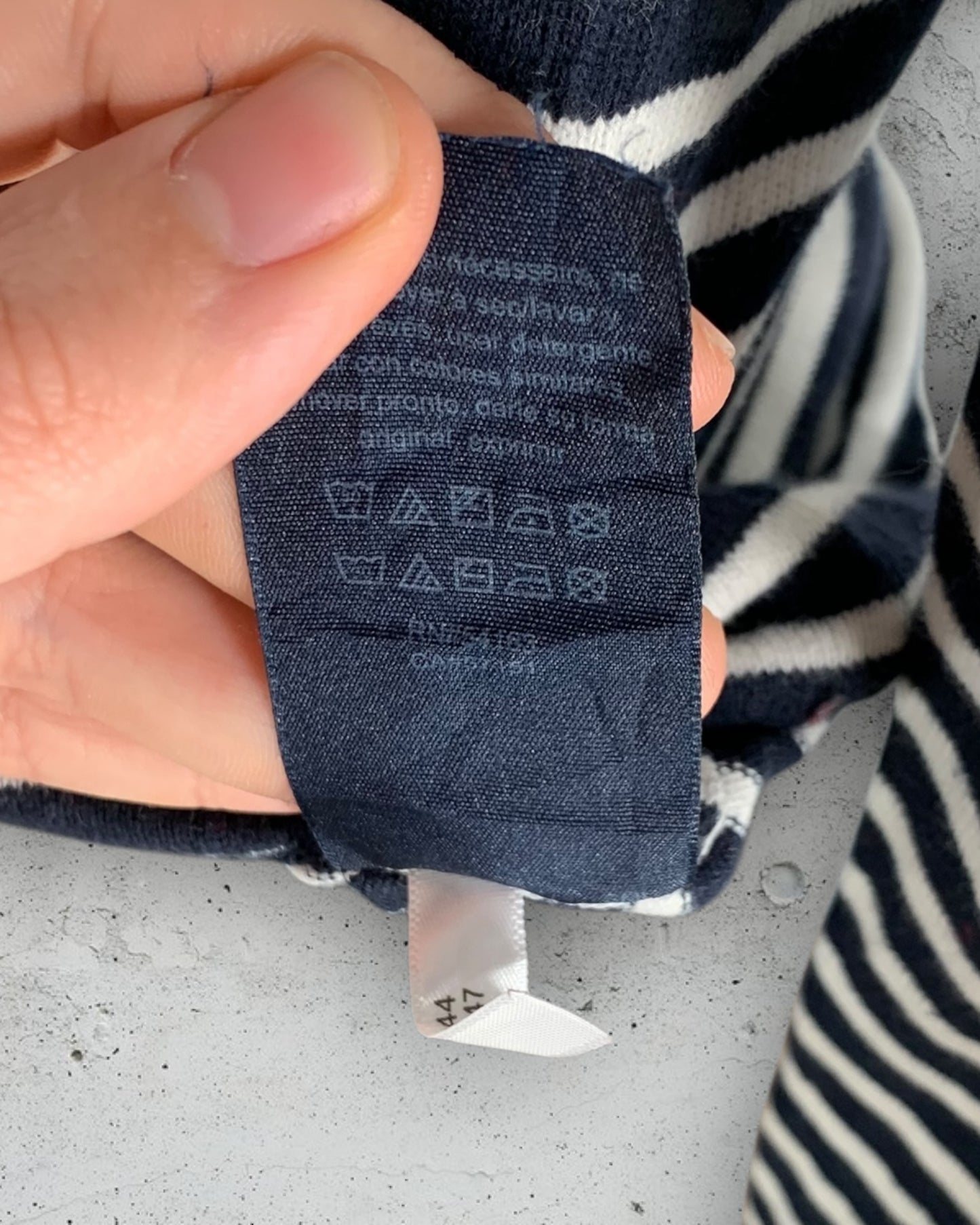 Pull Col V Tommy Hilfiger ( XS / 34 / 6 )