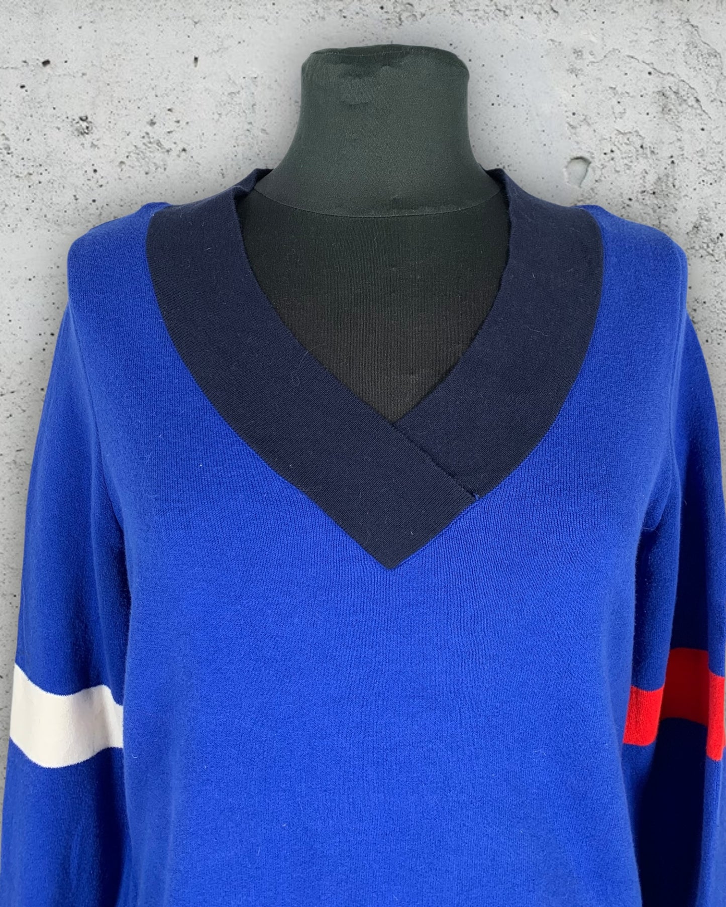 Pull Col V Tommy Hilfiger ( M / 38 / 10 )