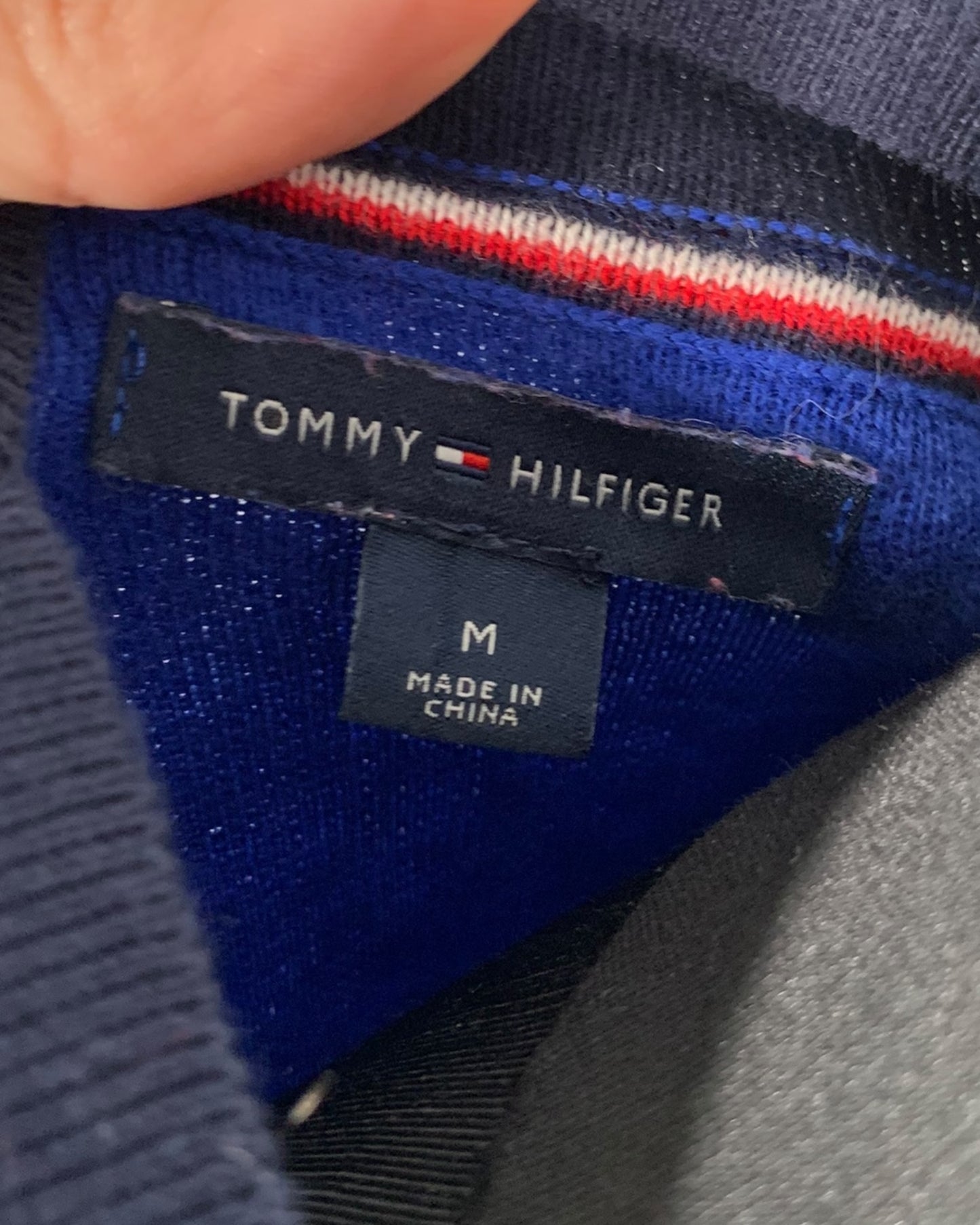 Pull Col V Tommy Hilfiger ( M / 38 / 10 )