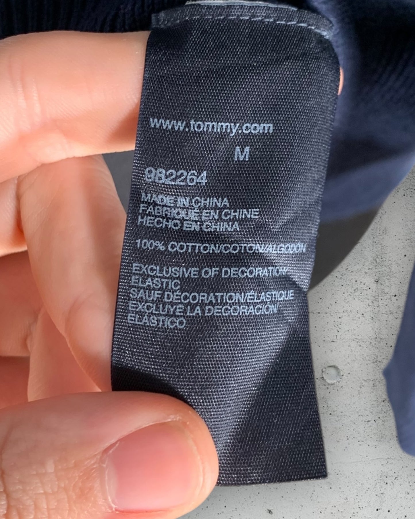 Pull Col V Tommy Hilfiger ( M / 38 / 10 )