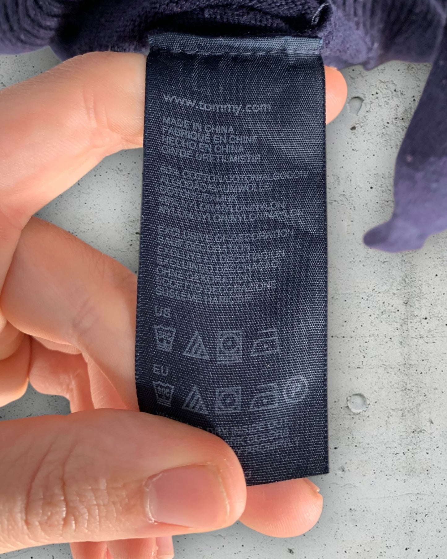 Pull Col V Tommy Hilfiger ( M / 38 / 10 )