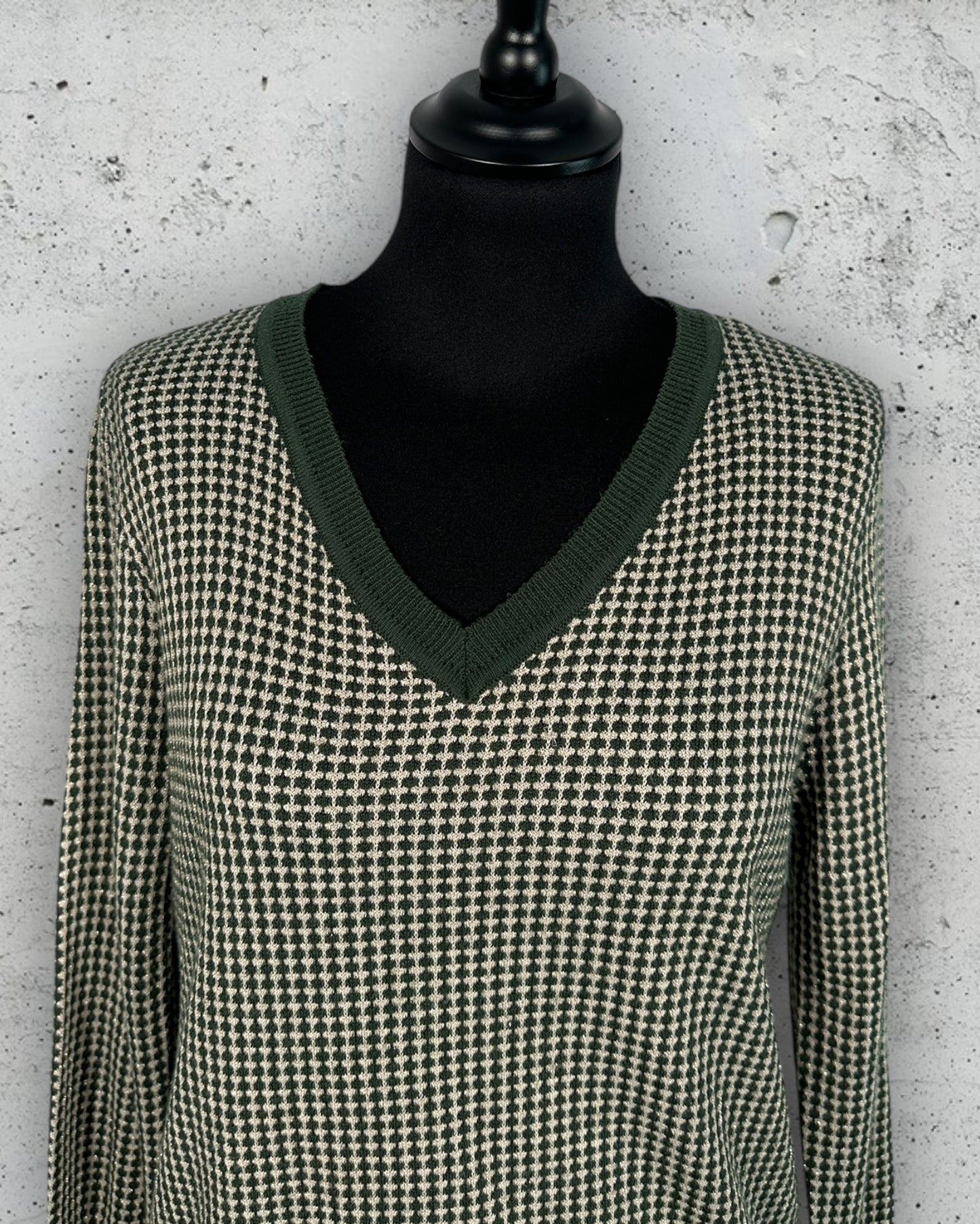Pull Col V Grace & Mila "Tahini" ( M / 38 / 10 )