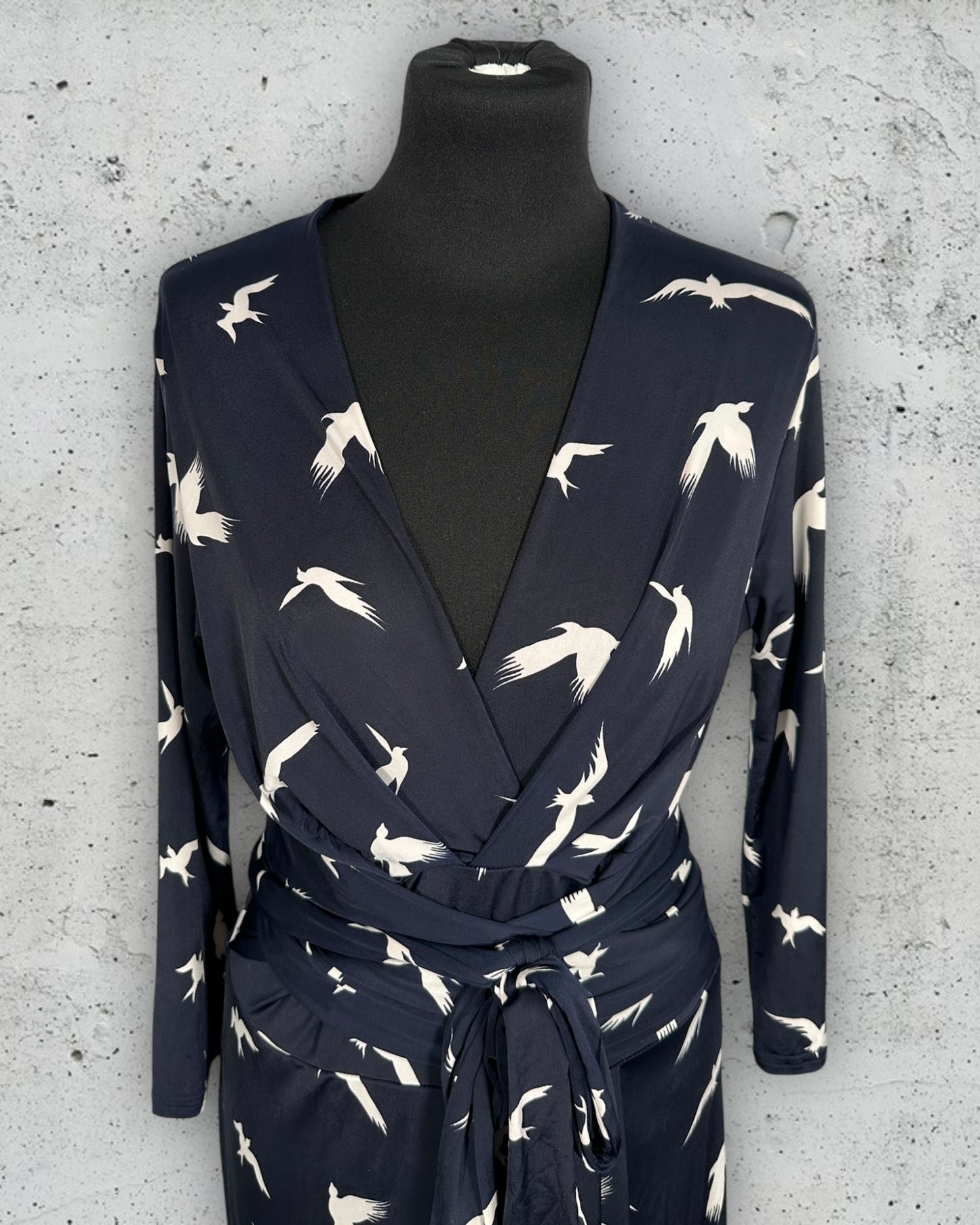 Robe Onjenu ( L / 40 / 12 )