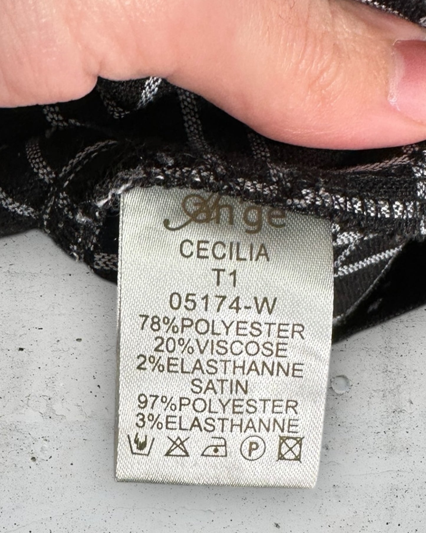 Robe An'Ge "Cecilia" ( S / 36 / 8 )