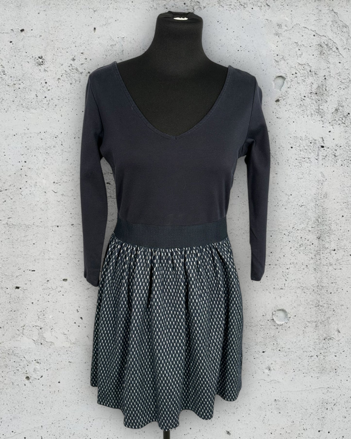 Robe Naf Naf ( M / 38 / 10 )