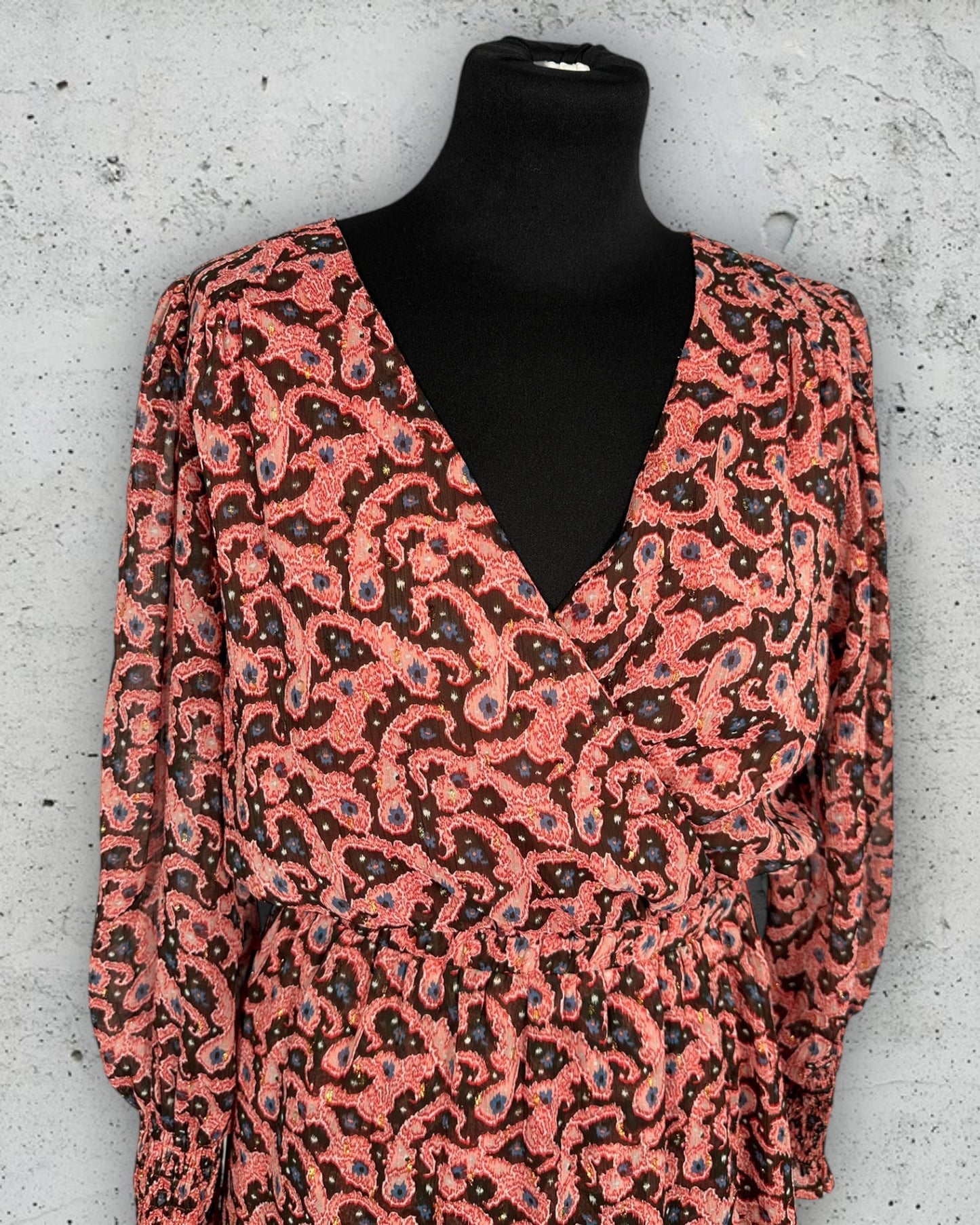 Robe Suncoo "Chalva" ( M / 38 / 10 )