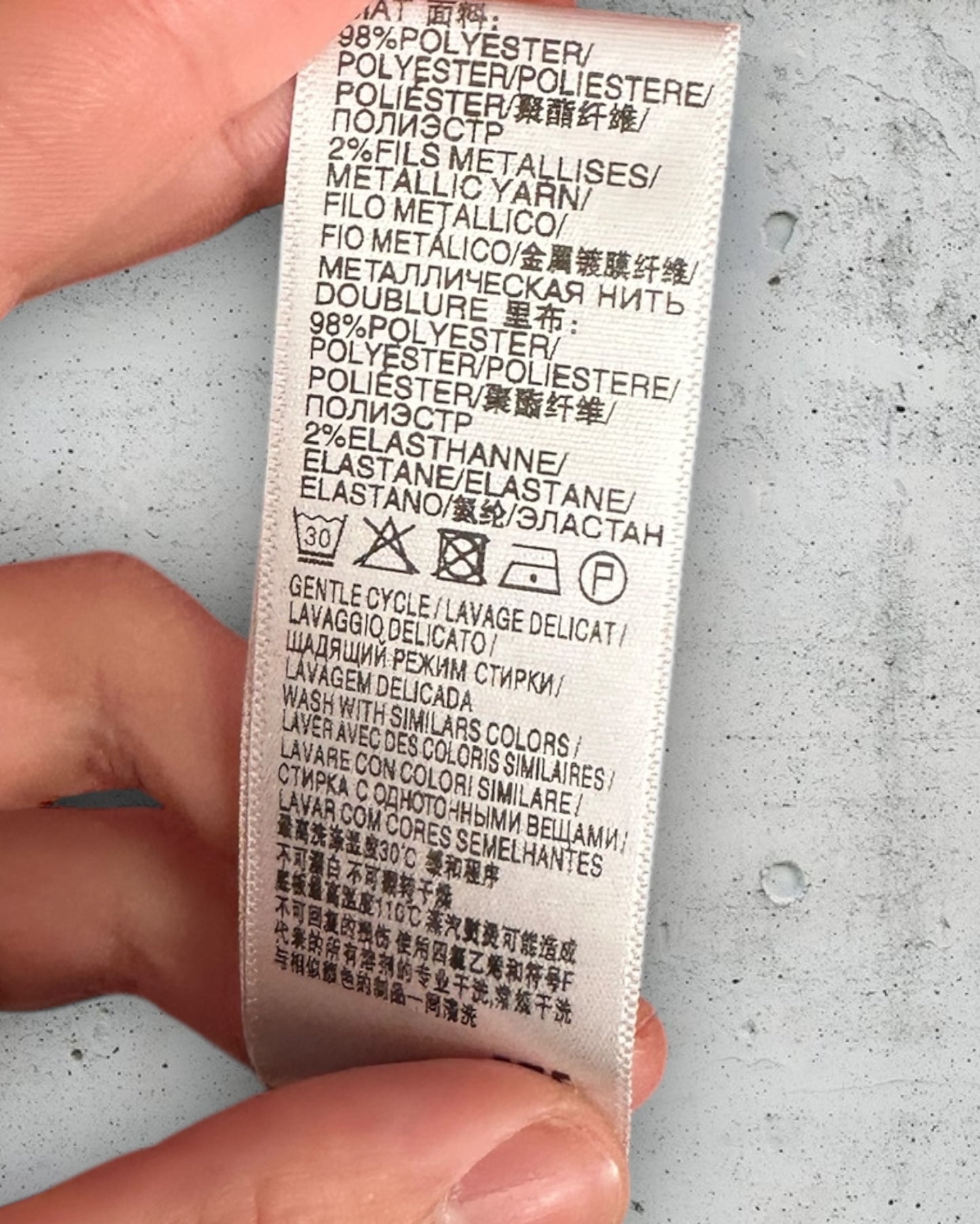 Robe Suncoo "Chalva" ( M / 38 / 10 )