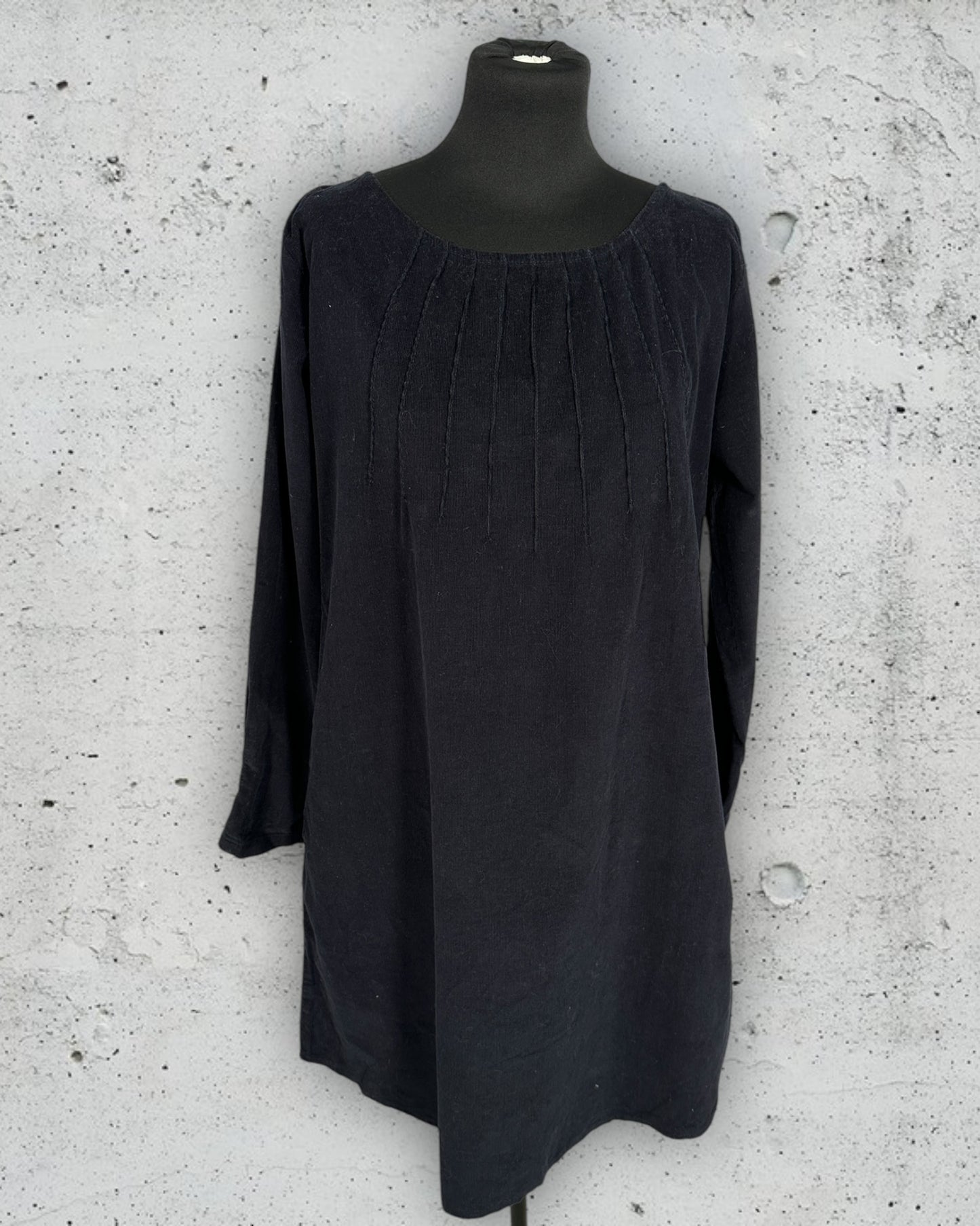 Robe Quintessence ( M / 38 / 10 )