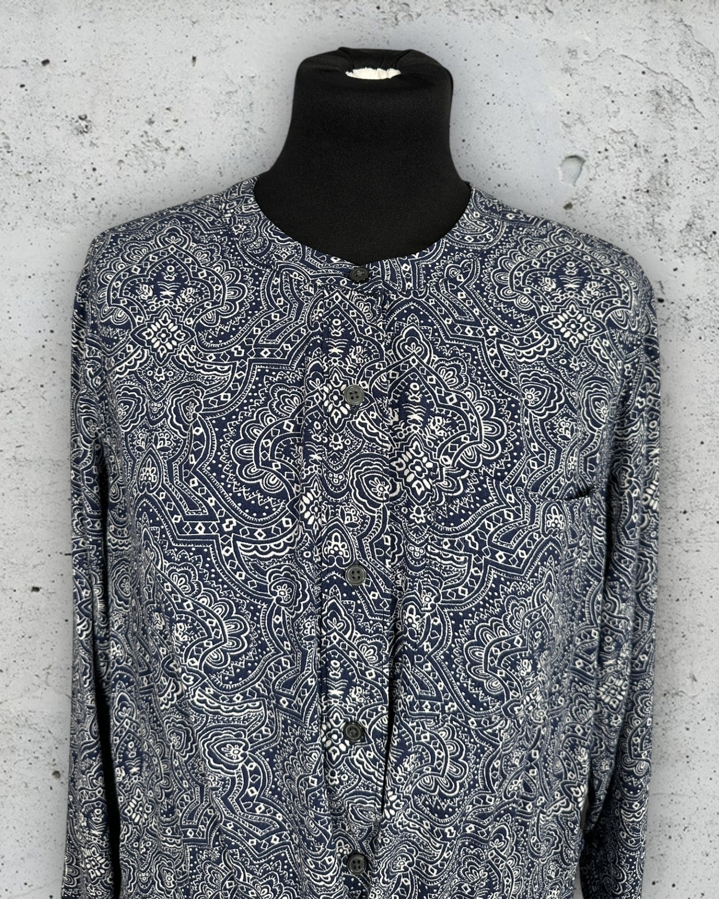 Robe Gap ( L / 40 / 12 )