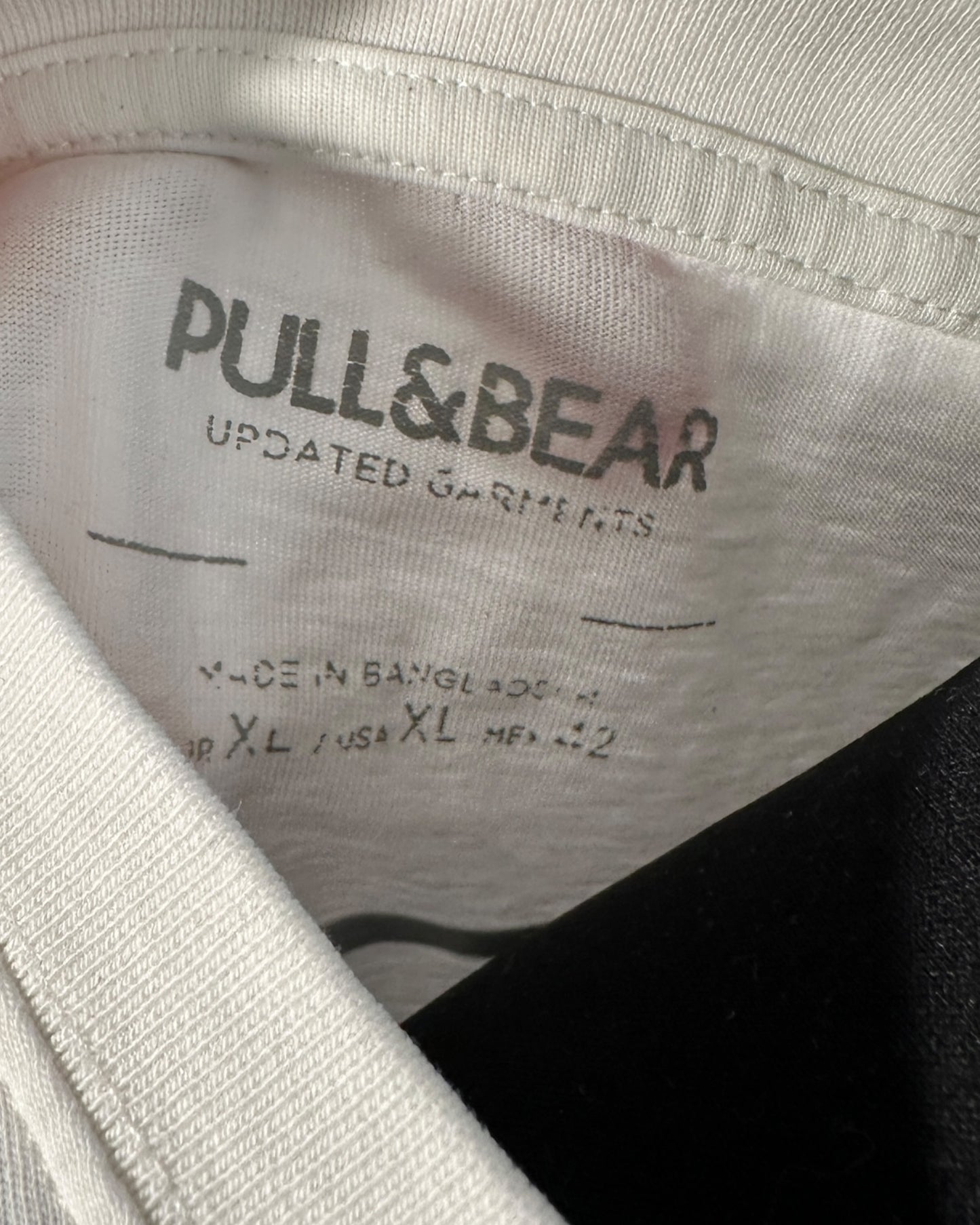 T-Shirt Pull & Bear ( XL / 42 / 14 )