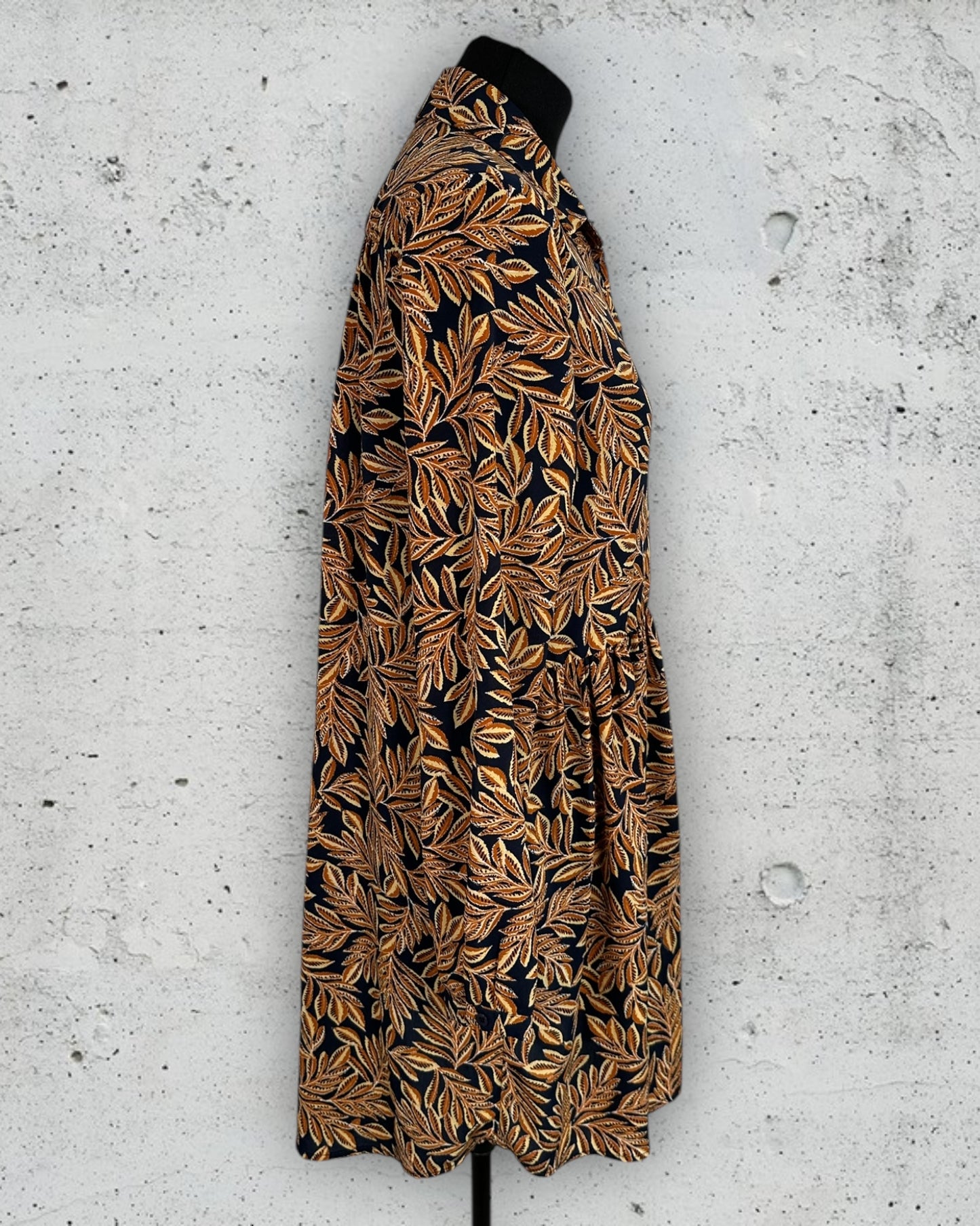 Robe Emma Ella ( S / 36 / 8 ) ( M / 38 / 10 )