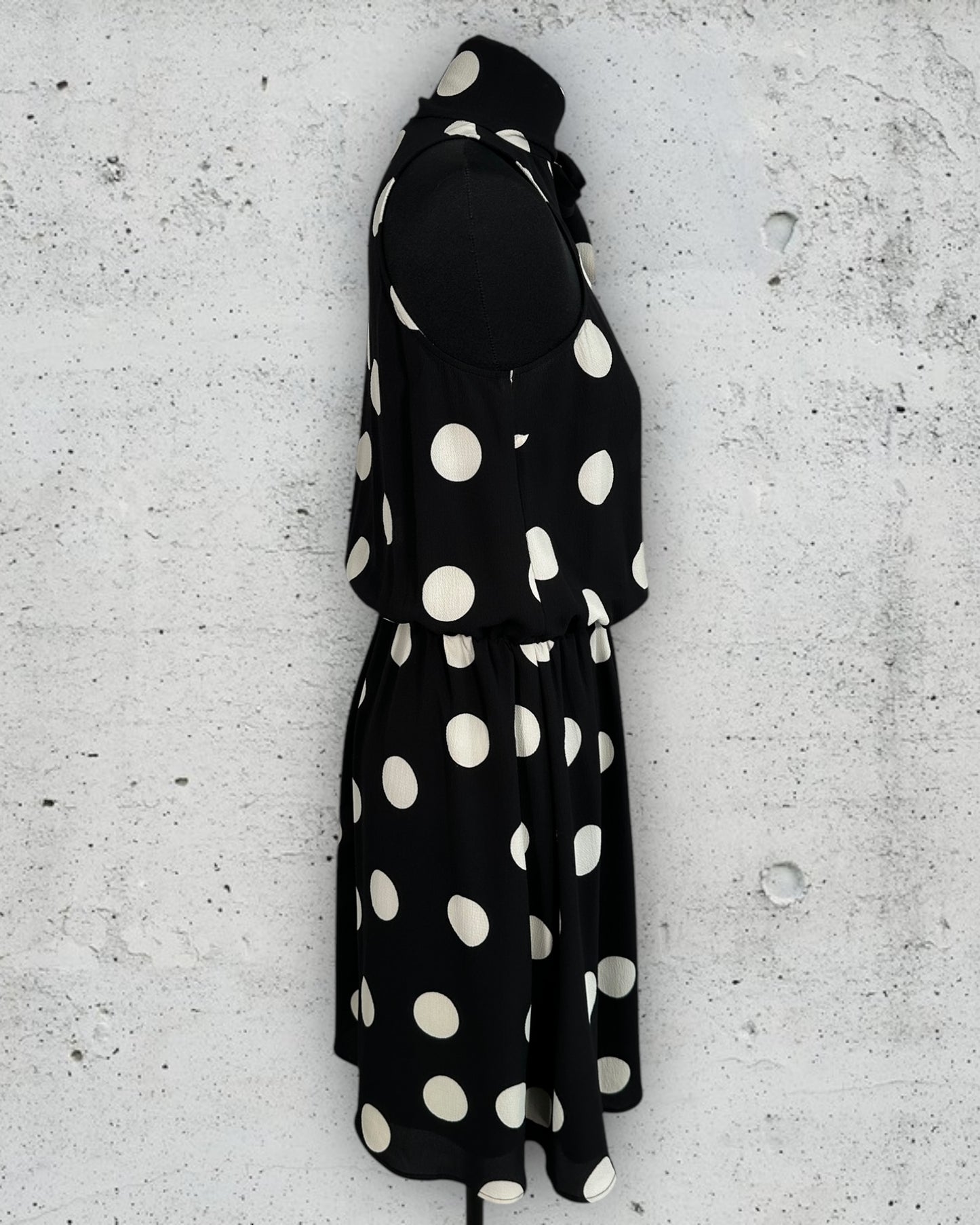 Robe LiuJo ( L / 40 / 12 )