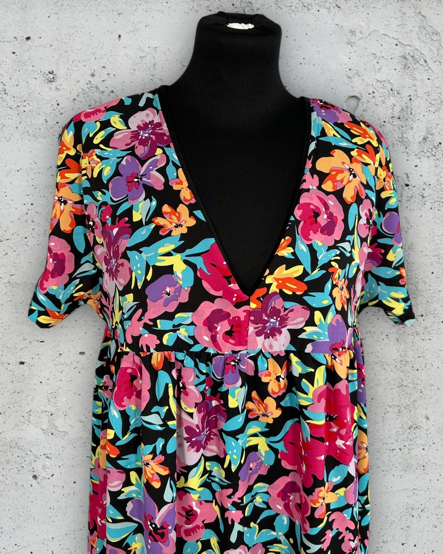 Robe Lilie Rose ( M / 38 / 10 ) ( L / 40 / 12 )