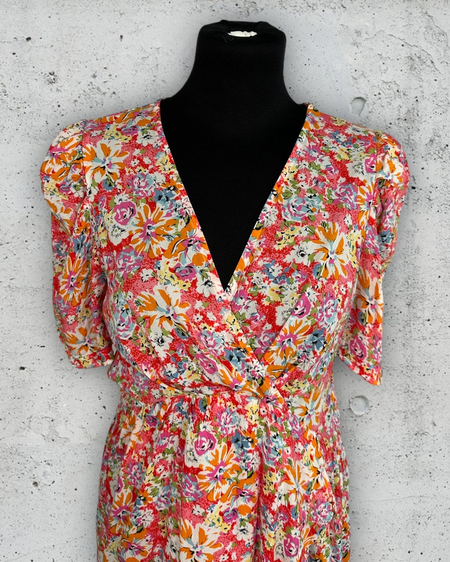 Robe Kilky ( S / 36 / 8 ) ( M / 38 / 10 )