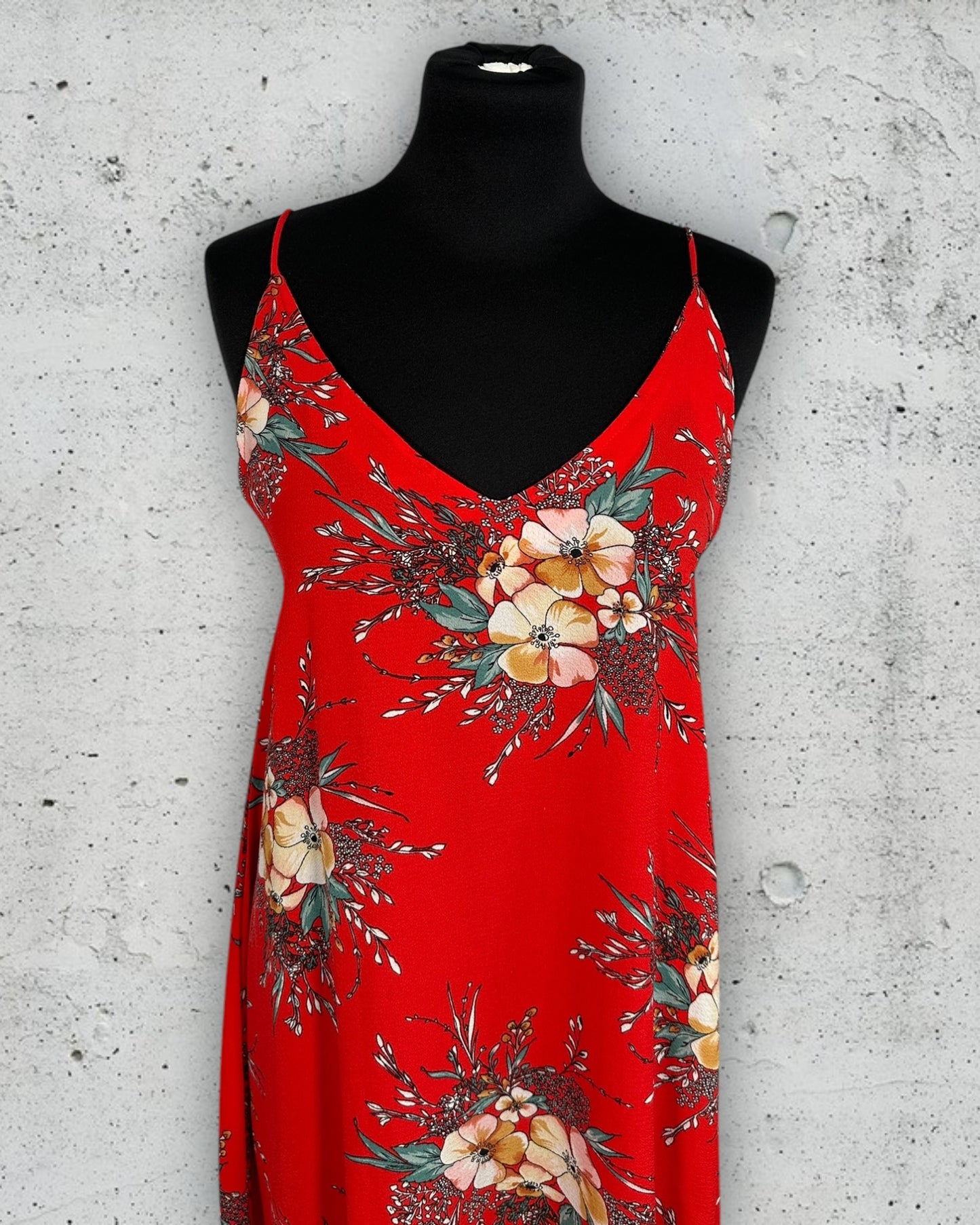 Robe Jubylee ( S / 36 / 8 ) ( M / 38 / 10 )