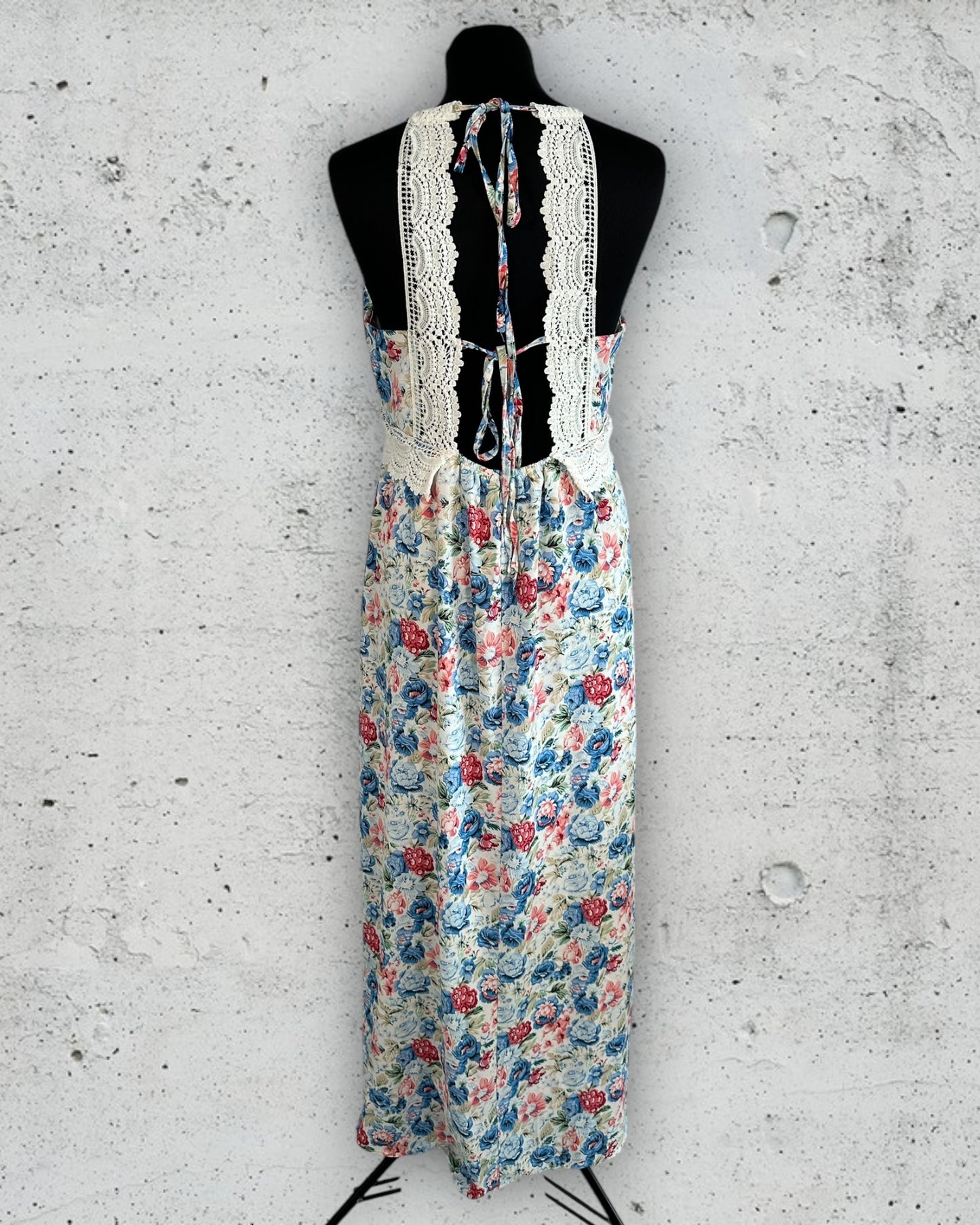 Robe Kilky ( M / 38 / 10 ) ( L / 40 / 12 )